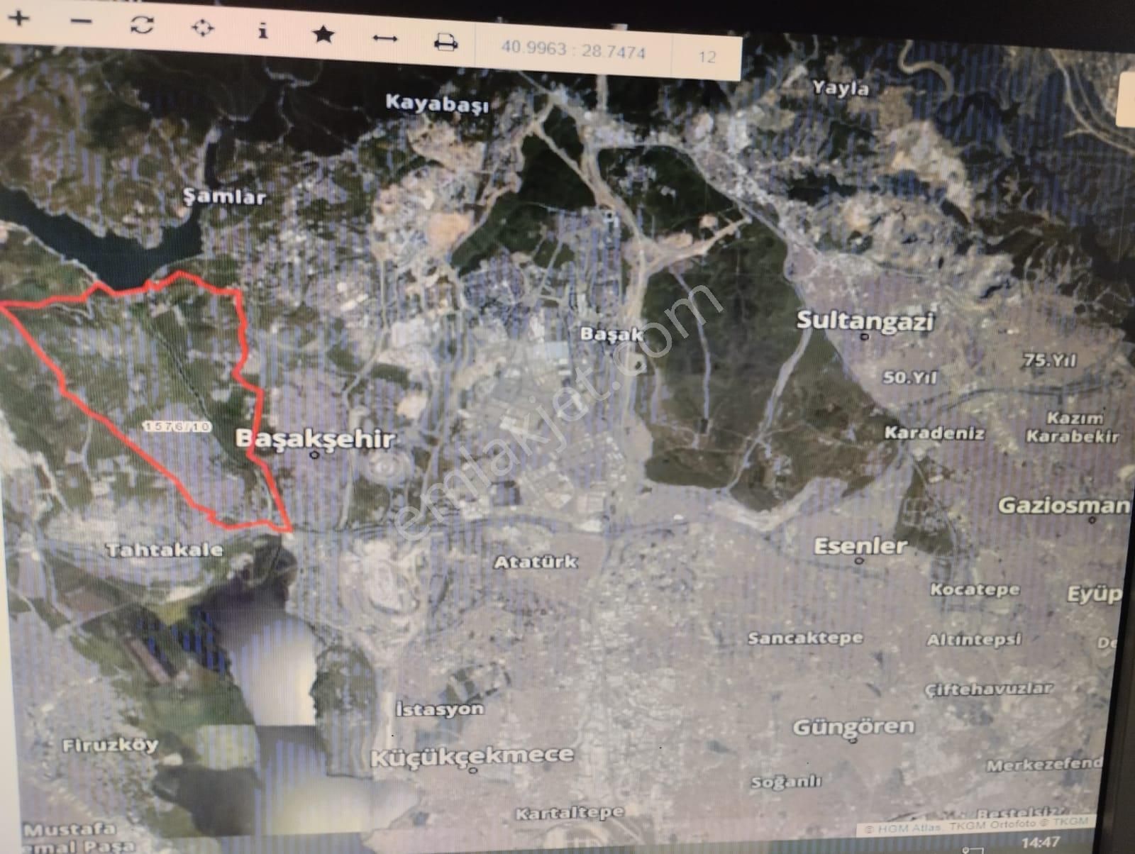 Başakşehir Şahintepede Müstekil Tek Tapulu Yola Cepeli Önünde Park Var Cd Yakın 152 M2 İmarlı Arsa