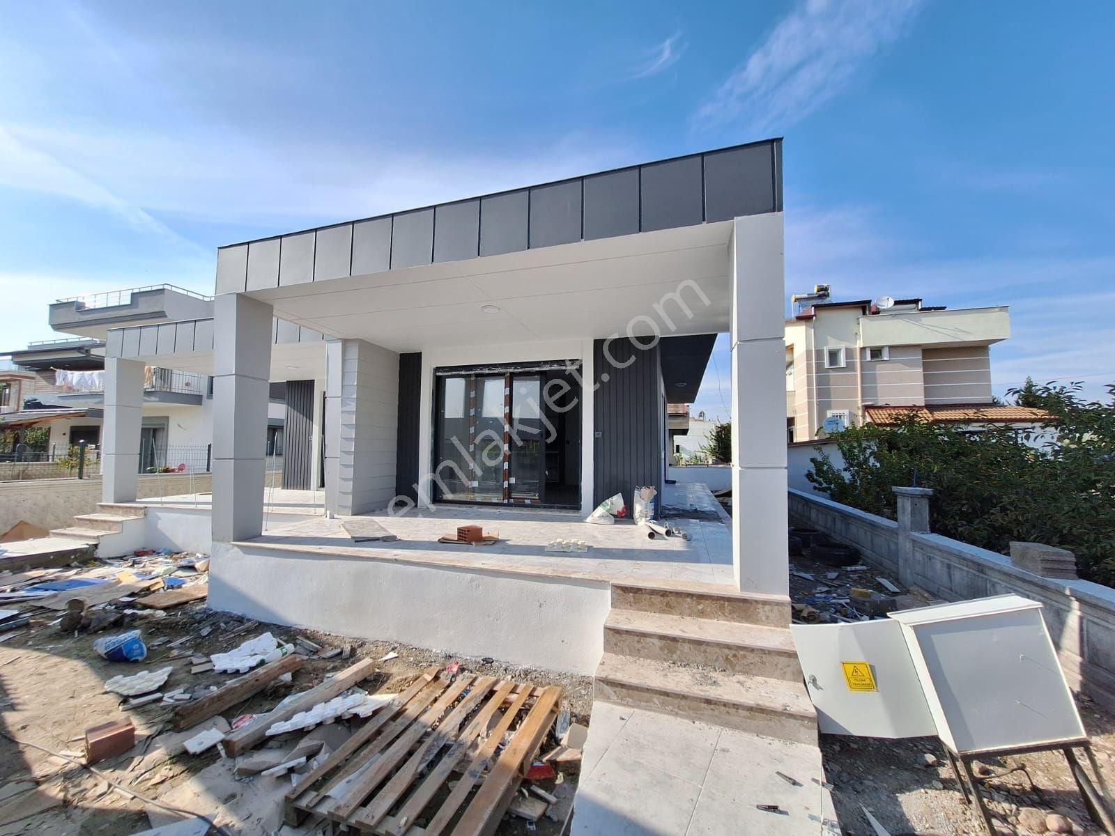 Cumhuriyet Mahallesi'nde Satılık 3+1 130 M2 Dubleks Villa - Görsel 3