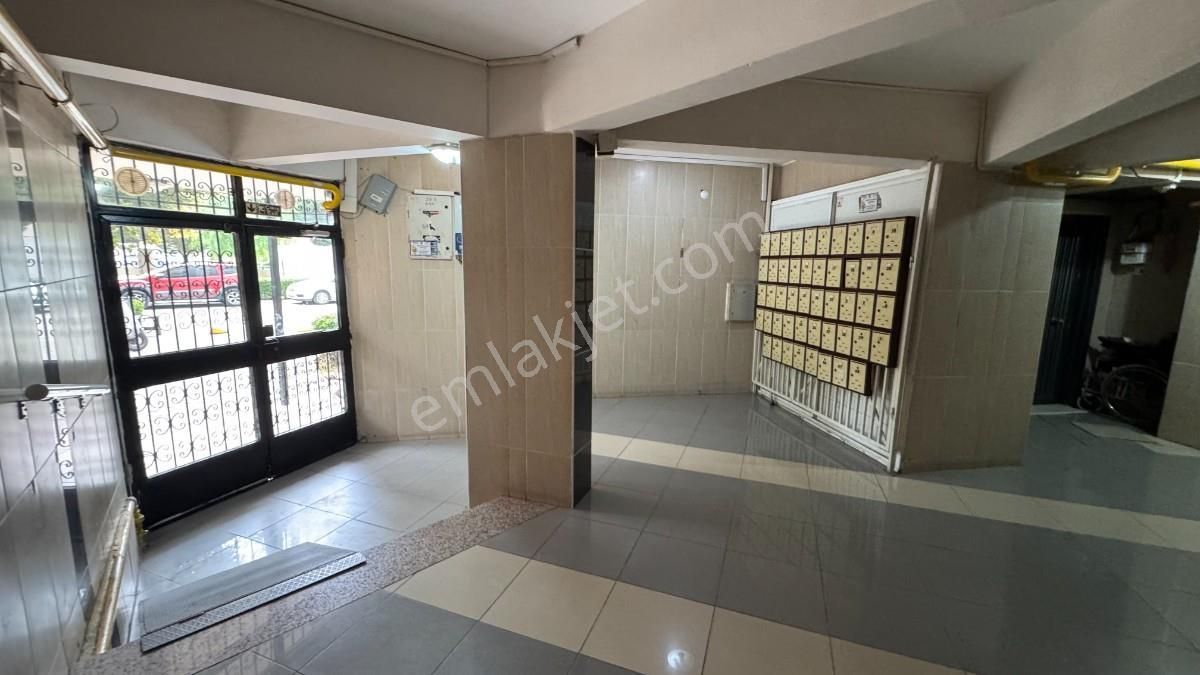 Bayraklı Osmangazide Yıldız Sit.de Otoparklı Satılık 3+1 Daire - Görsel 6