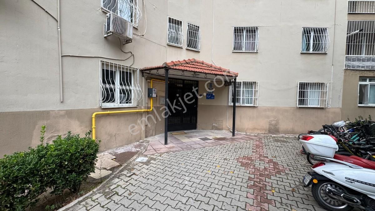 Bayraklı Osmangazide Yıldız Sit.de Otoparklı Satılık 3+1 Daire - Görsel 12