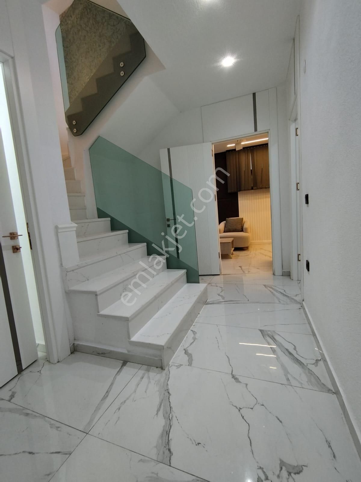 Didimde Eşyalı Sahunalı Ve Hamamlı Ultra Lüks Villa - Görsel 11