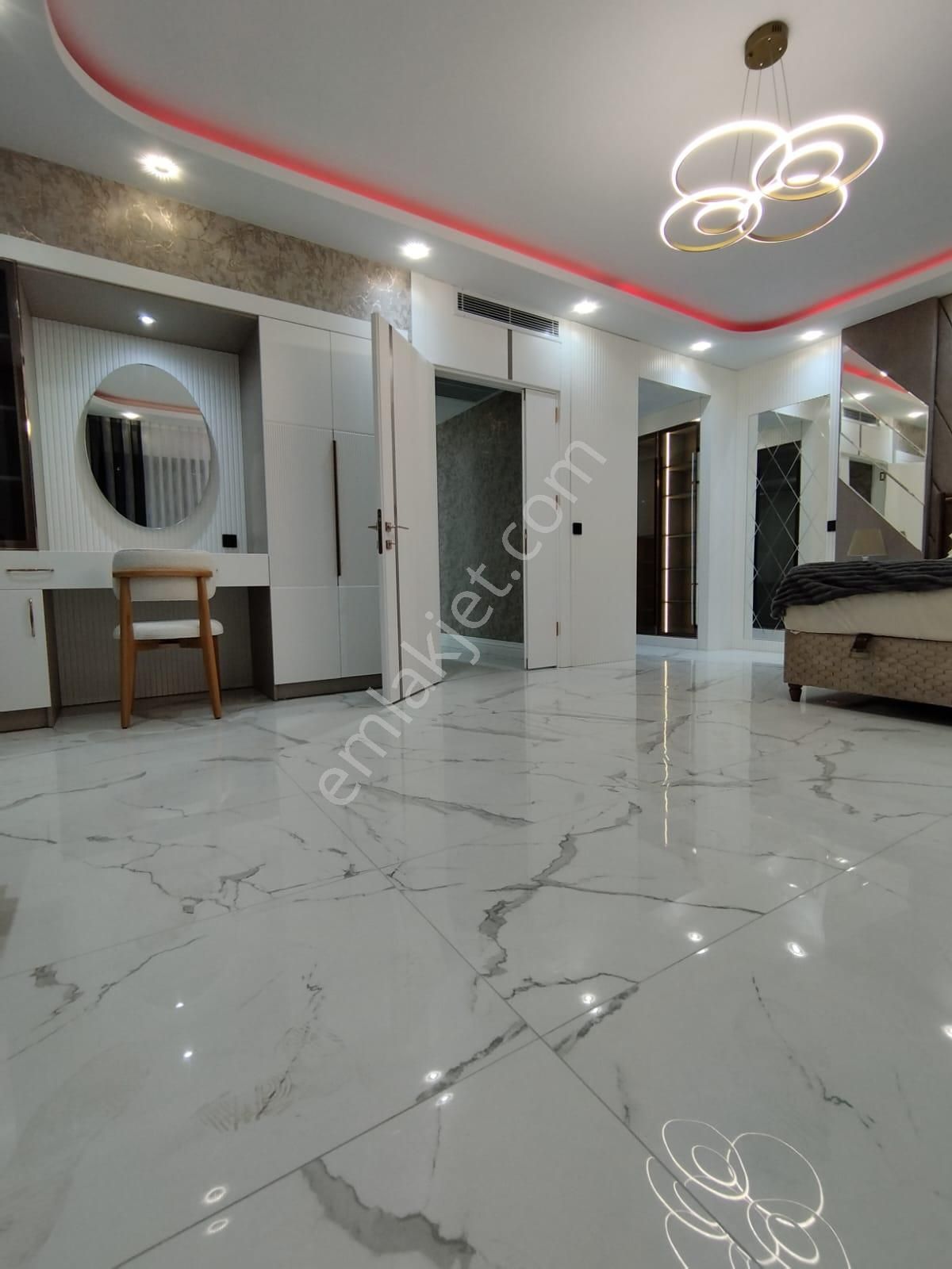 Didimde Eşyalı Sahunalı Ve Hamamlı Ultra Lüks Villa - Görsel 16