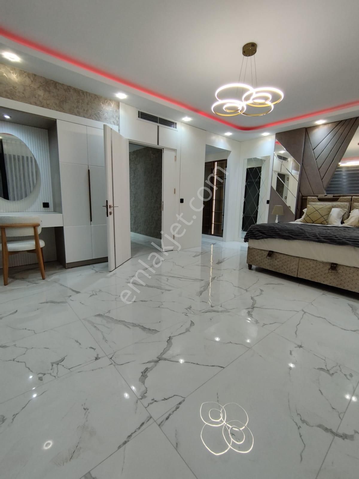 Didimde Eşyalı Sahunalı Ve Hamamlı Ultra Lüks Villa - Görsel 18