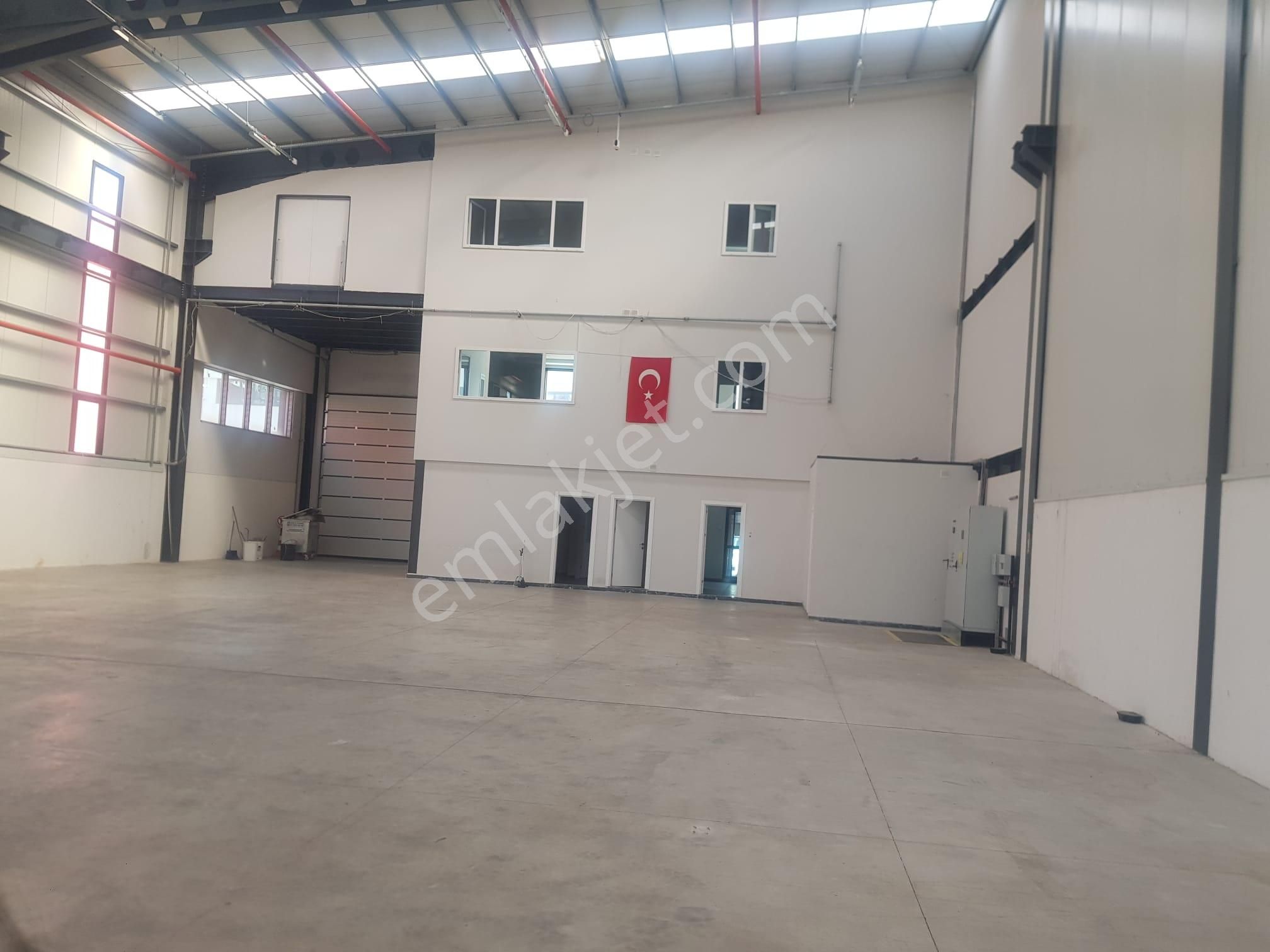 Başiskele Kullar'da Kiralık Fabrika/depo - Görsel 8