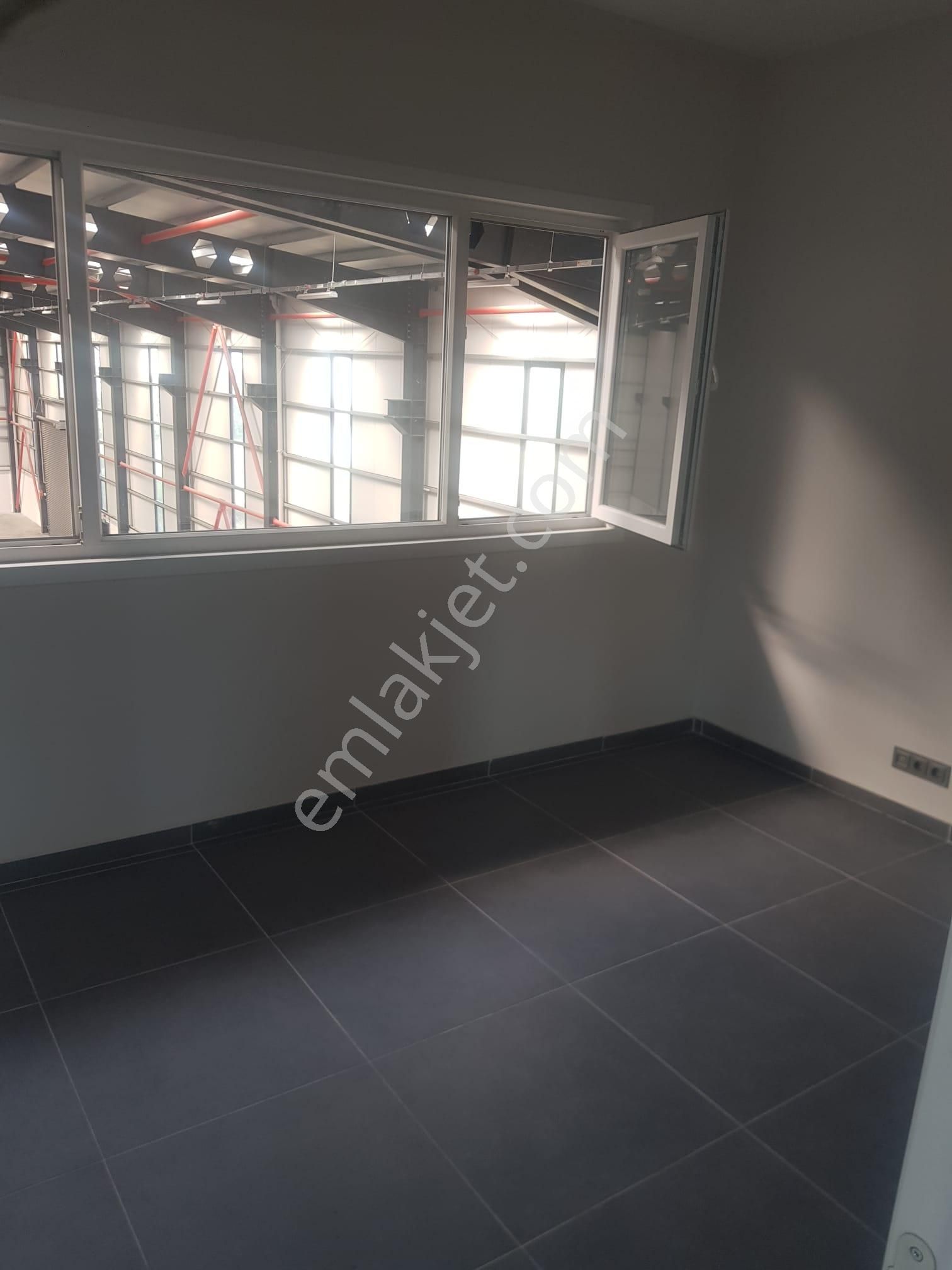 Başiskele Kullar'da Kiralık Fabrika/depo - Görsel 17