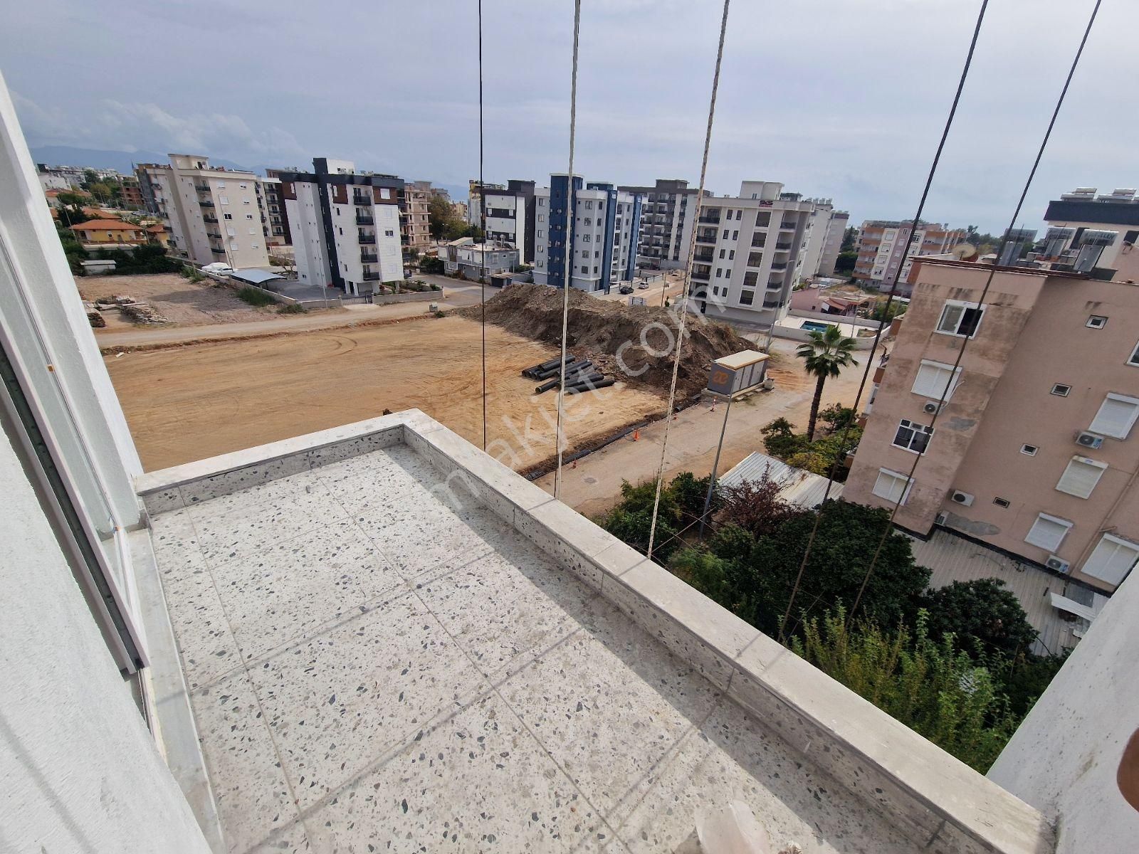 Kum Mahallesinde Sahile 300 Metre Mesafede