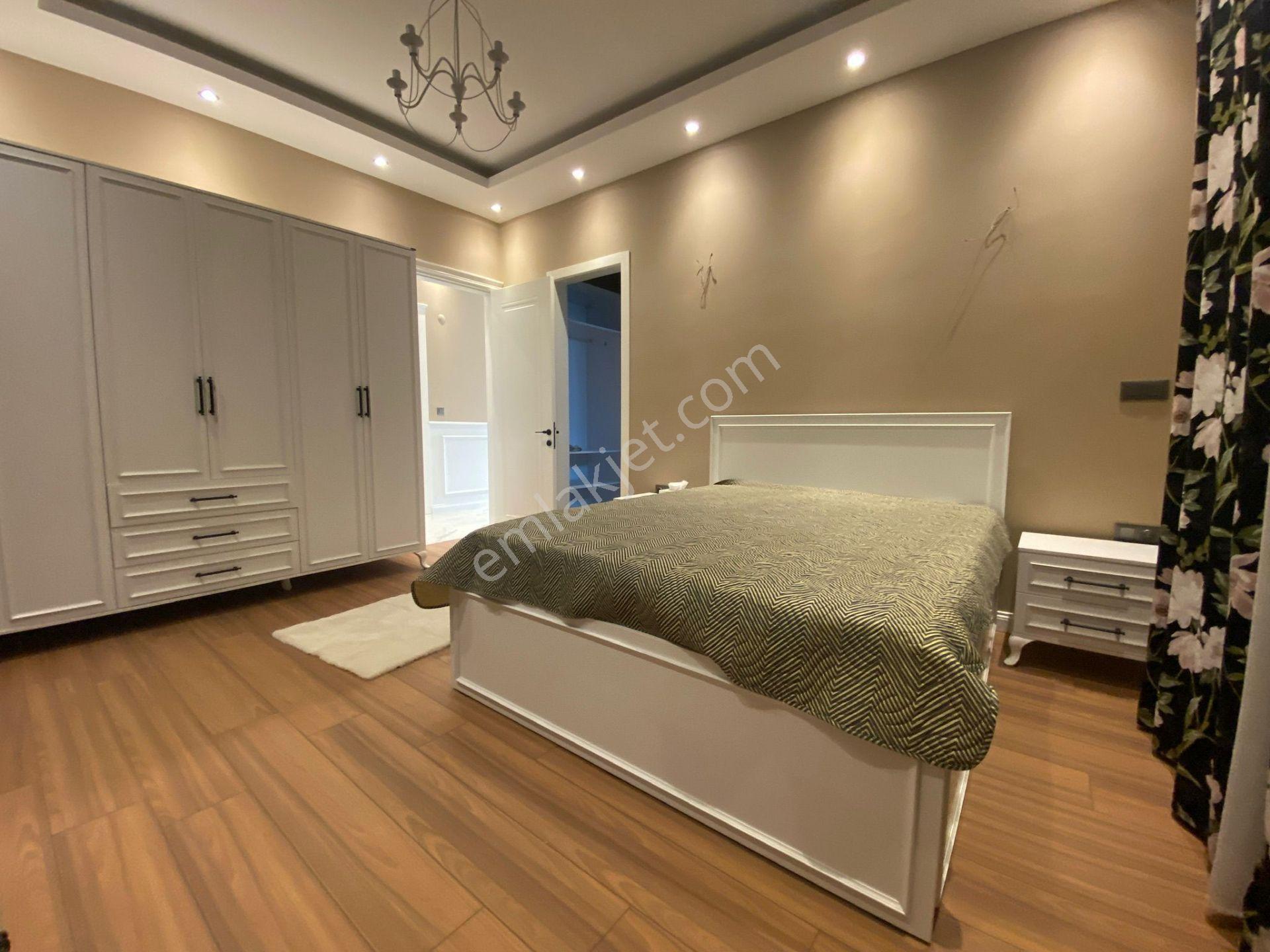 Re/max Palastan Darıcada Geniş Aileler İçin 2 Tapulu İkiz Villa - Görsel 18