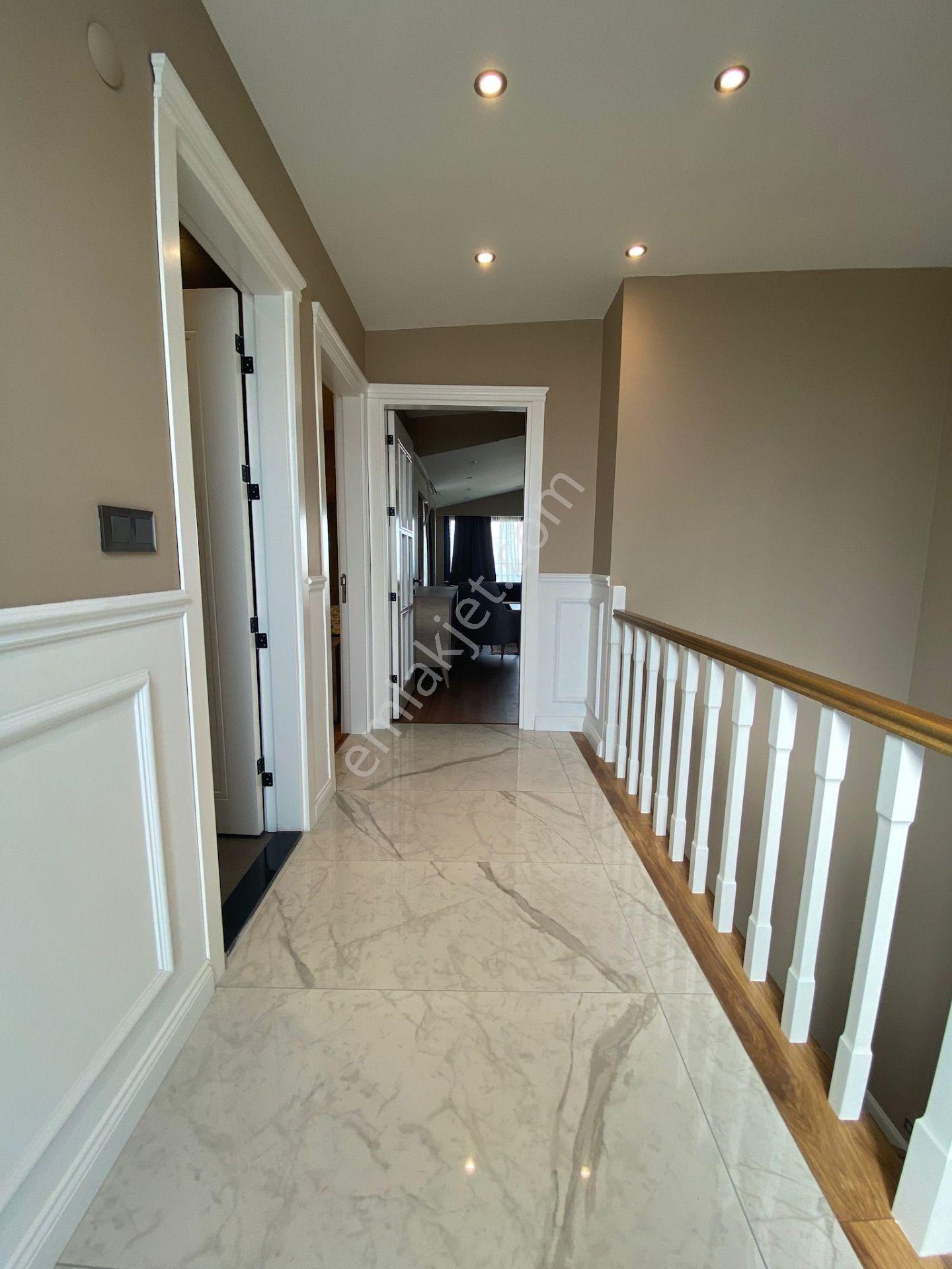 Re/max Palastan Darıcada Geniş Aileler İçin 2 Tapulu İkiz Villa - Görsel 29