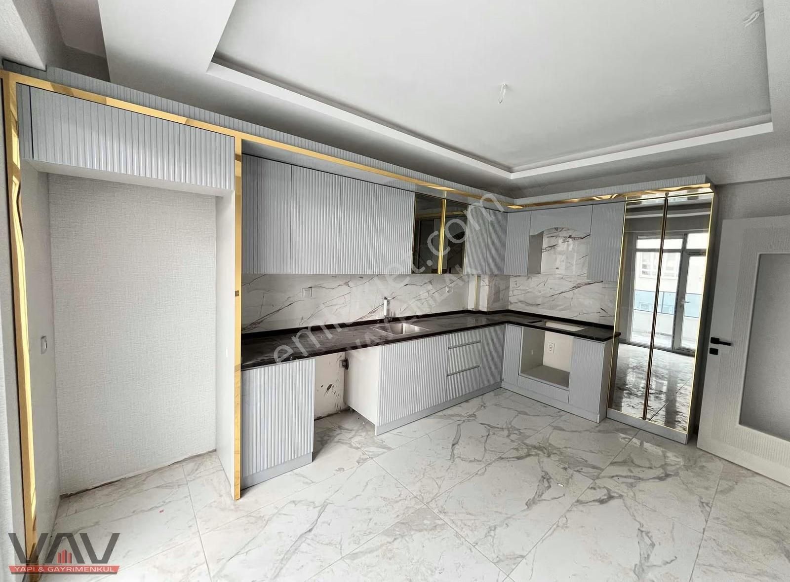 Fetih Caddesi Civarı Ultra Lüks Oturuma Hazır 3+1 Daire! - Görsel 3