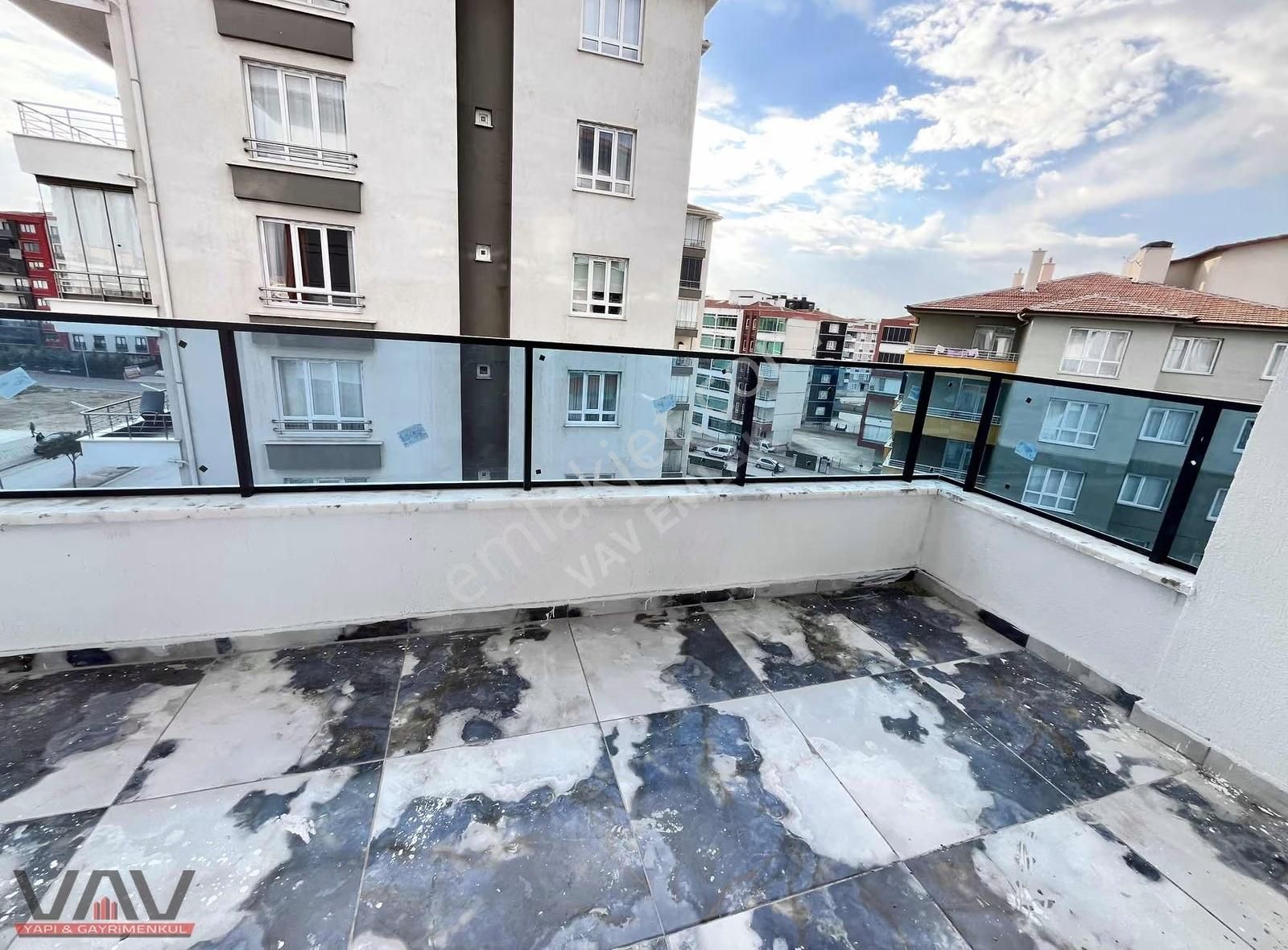 Fetih Caddesi Civarı Ultra Lüks Oturuma Hazır 3+1 Daire! - Görsel 6