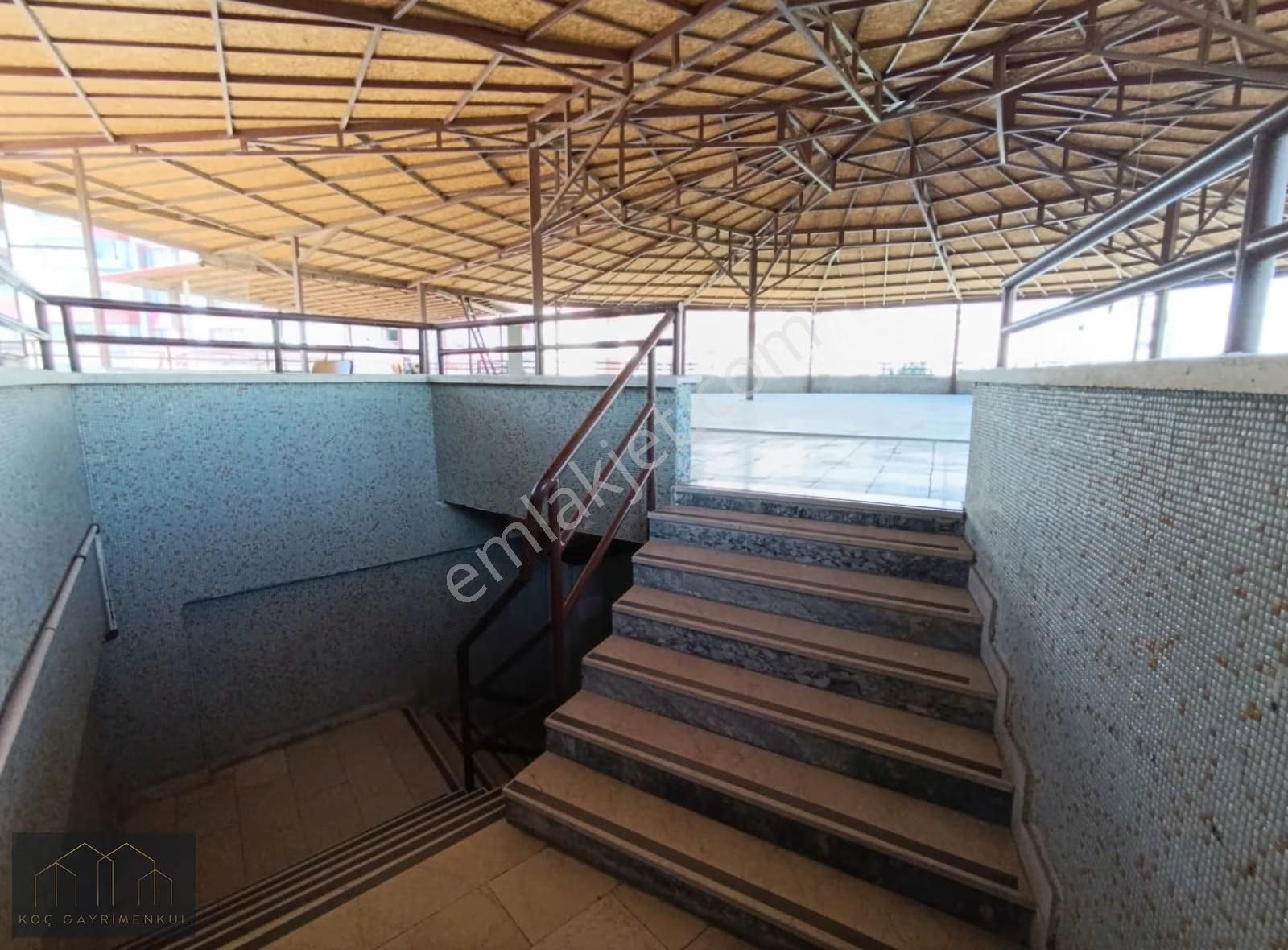 Çakırlar'da 800 M2 * Teraslı * 10 Odalı * Kiralık Dükkan - Görsel 26