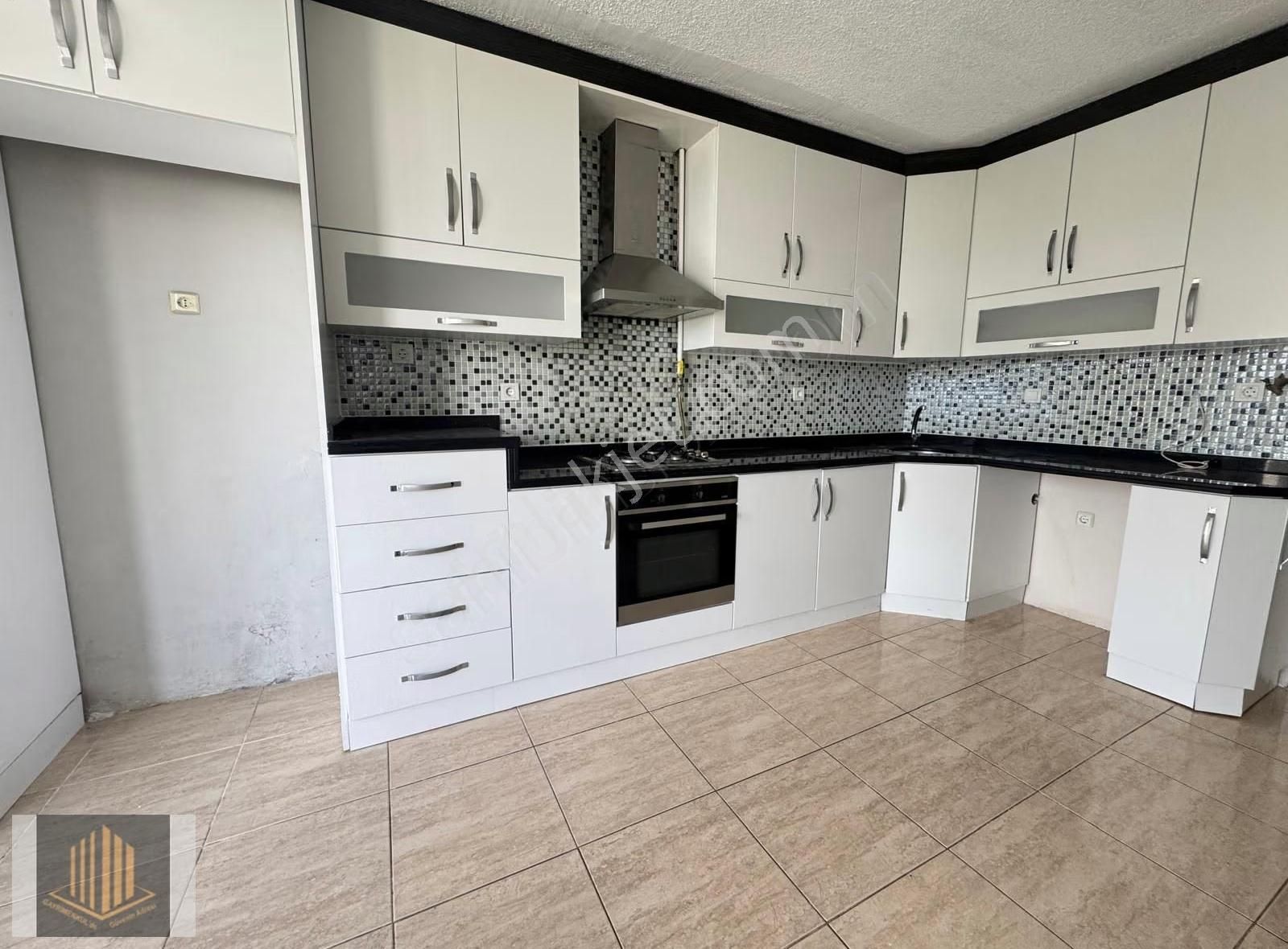 Sağlam'dan Karslılar'da Göl Manzaralı 3+1 Kiralık Daire - Görsel 16