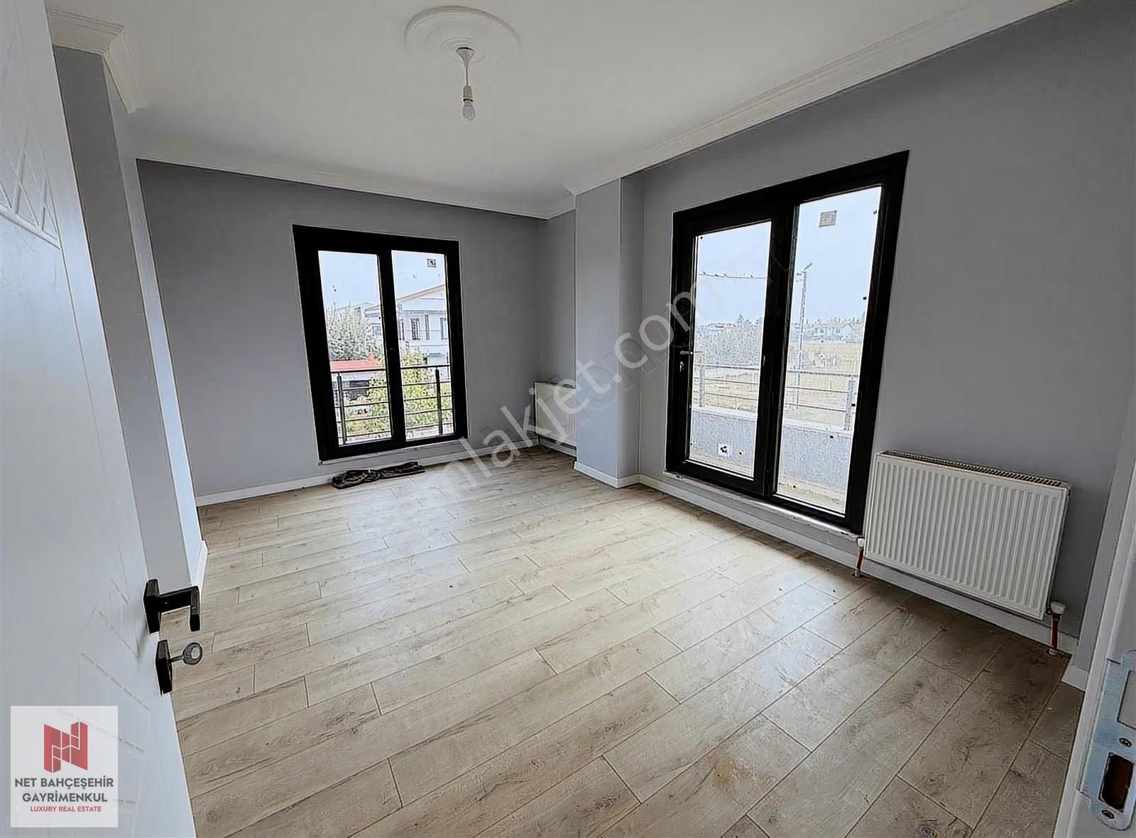 Gümüşyakada Sıfır, İskanlı 185m2 3+5.1 Lüks Müstakil Villa - Görsel 18