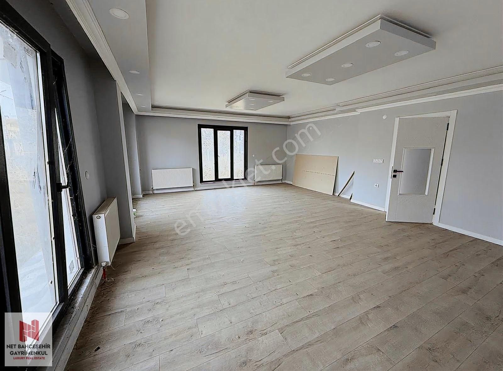 Gümüşyakada Sıfır, İskanlı 185m2 3+5.1 Lüks Müstakil Villa - Görsel 20