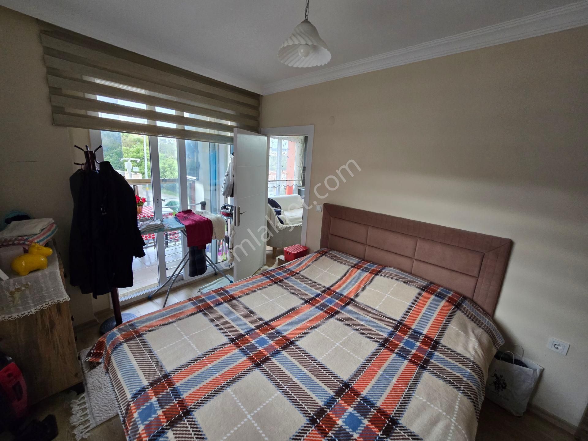 Kuşadası Merkezde Değirmendere Mevkiinde Arakat 1+1 60m2 Katlamalı Cam Balkonlu - Görsel 11