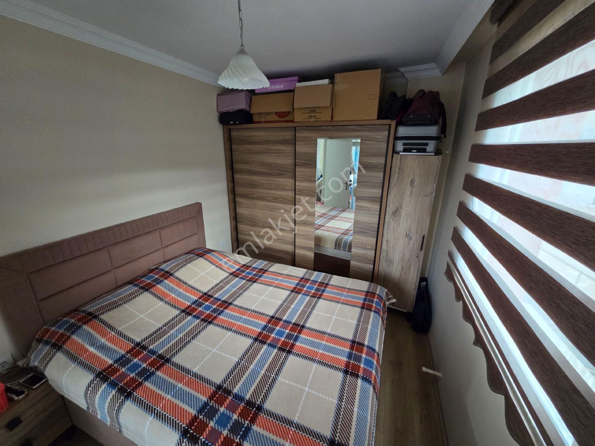 Kuşadası Merkezde Değirmendere Mevkiinde Arakat 1+1 60m2 Katlamalı Cam Balkonlu - Görsel 8