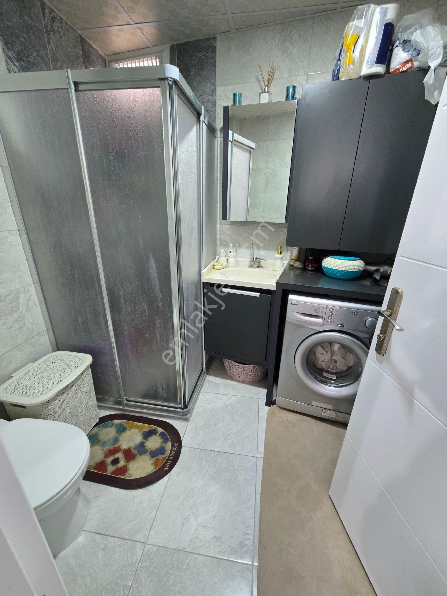 Kuşadası Merkezde Değirmendere Mevkiinde Arakat 1+1 60m2 Katlamalı Cam Balkonlu - Görsel 21