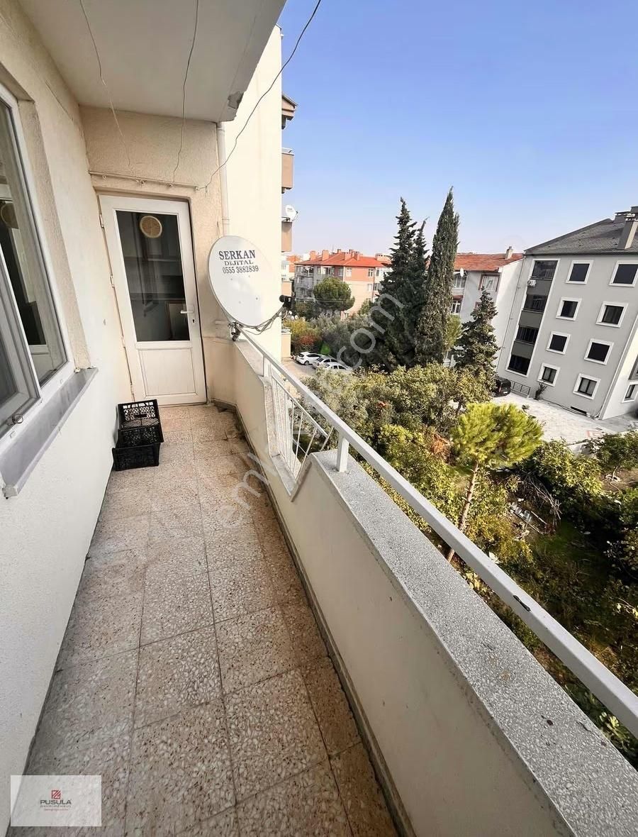 Bahçelievler Mahallesi Cadde Üstü Kiralık Arakat 3+1 Daire - Görsel 2