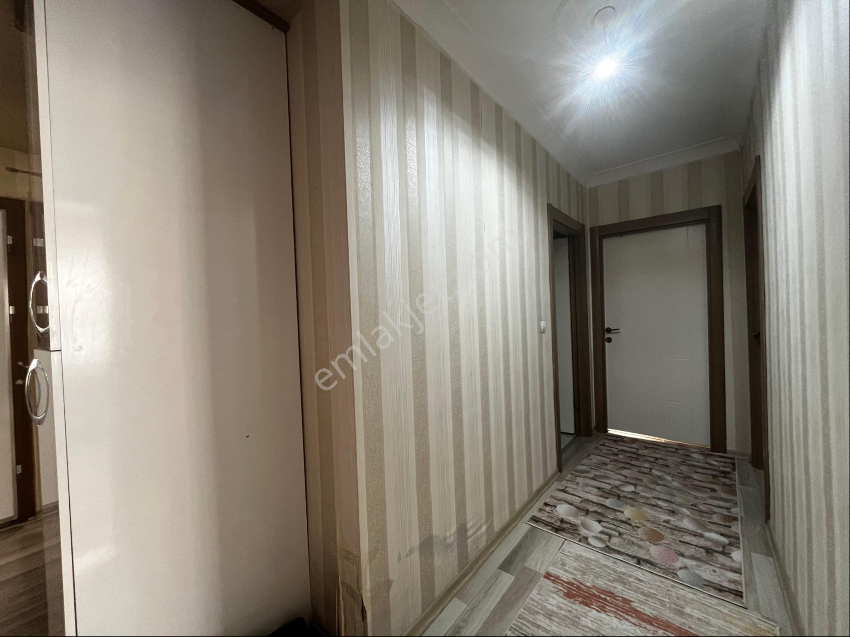 Turyaptan 3+1 Yükseltepede Asansörlü Katta Full Yapılı - Görsel 12