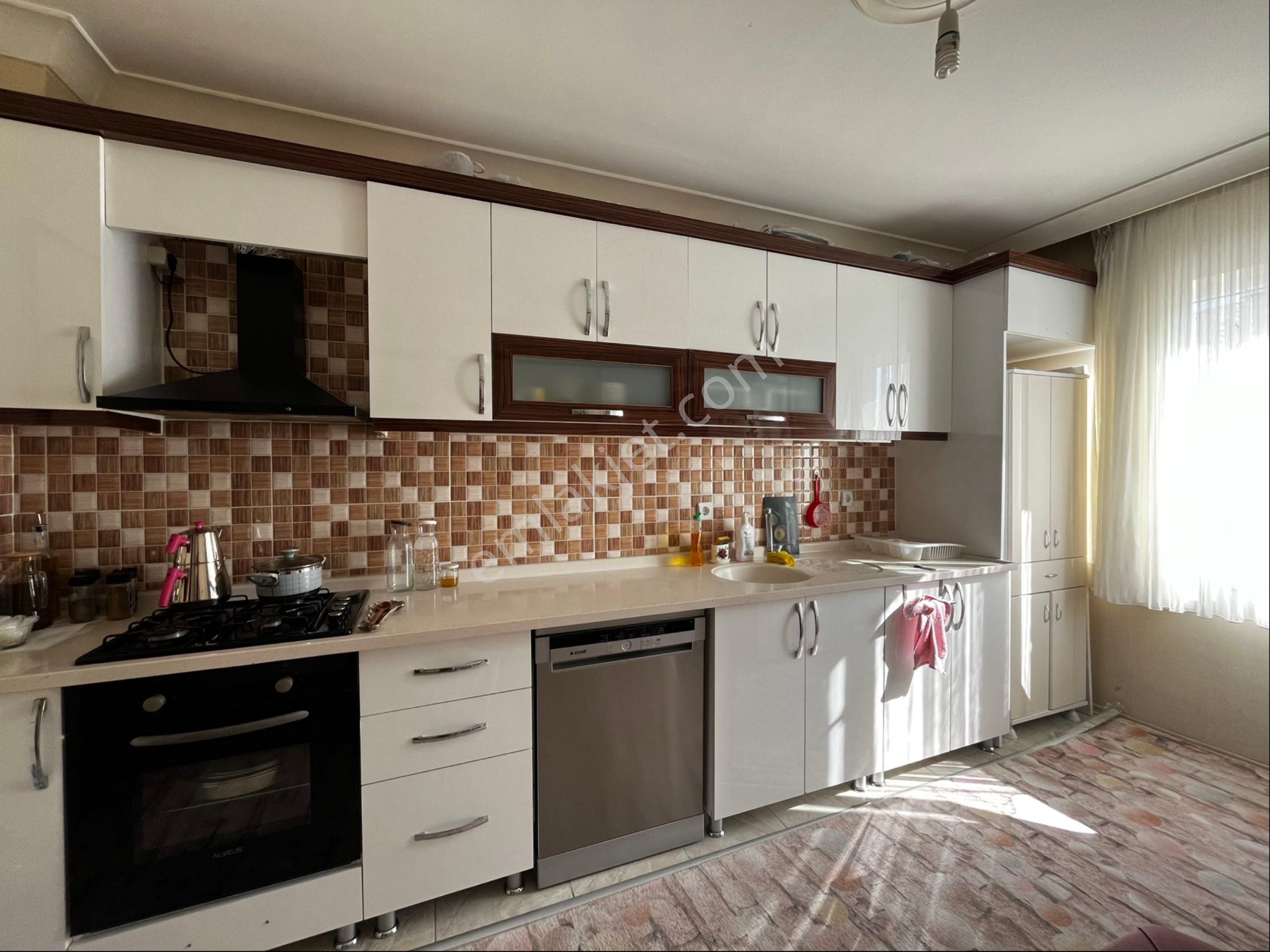 Turyaptan 3+1 Yükseltepede Asansörlü Katta Full Yapılı - Görsel 24