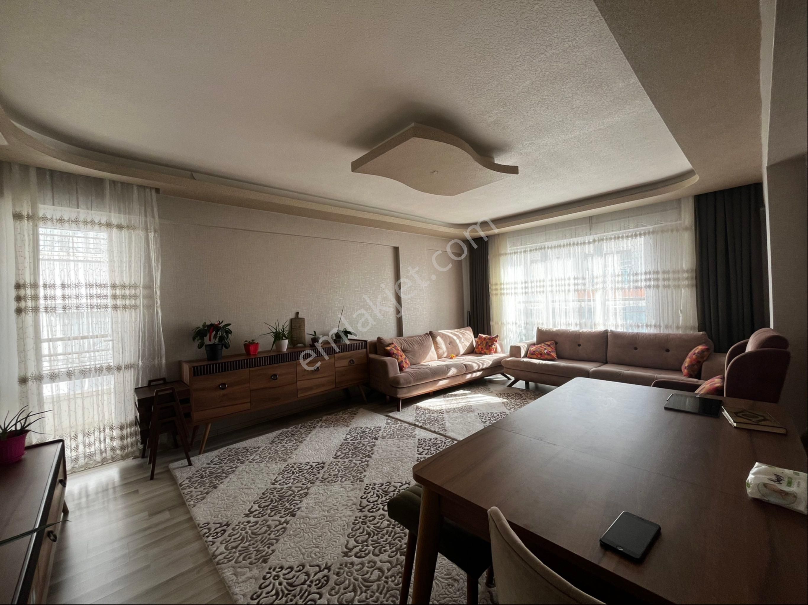 Turyaptan 3+1 Yükseltepede Asansörlü Katta Full Yapılı - Görsel 34