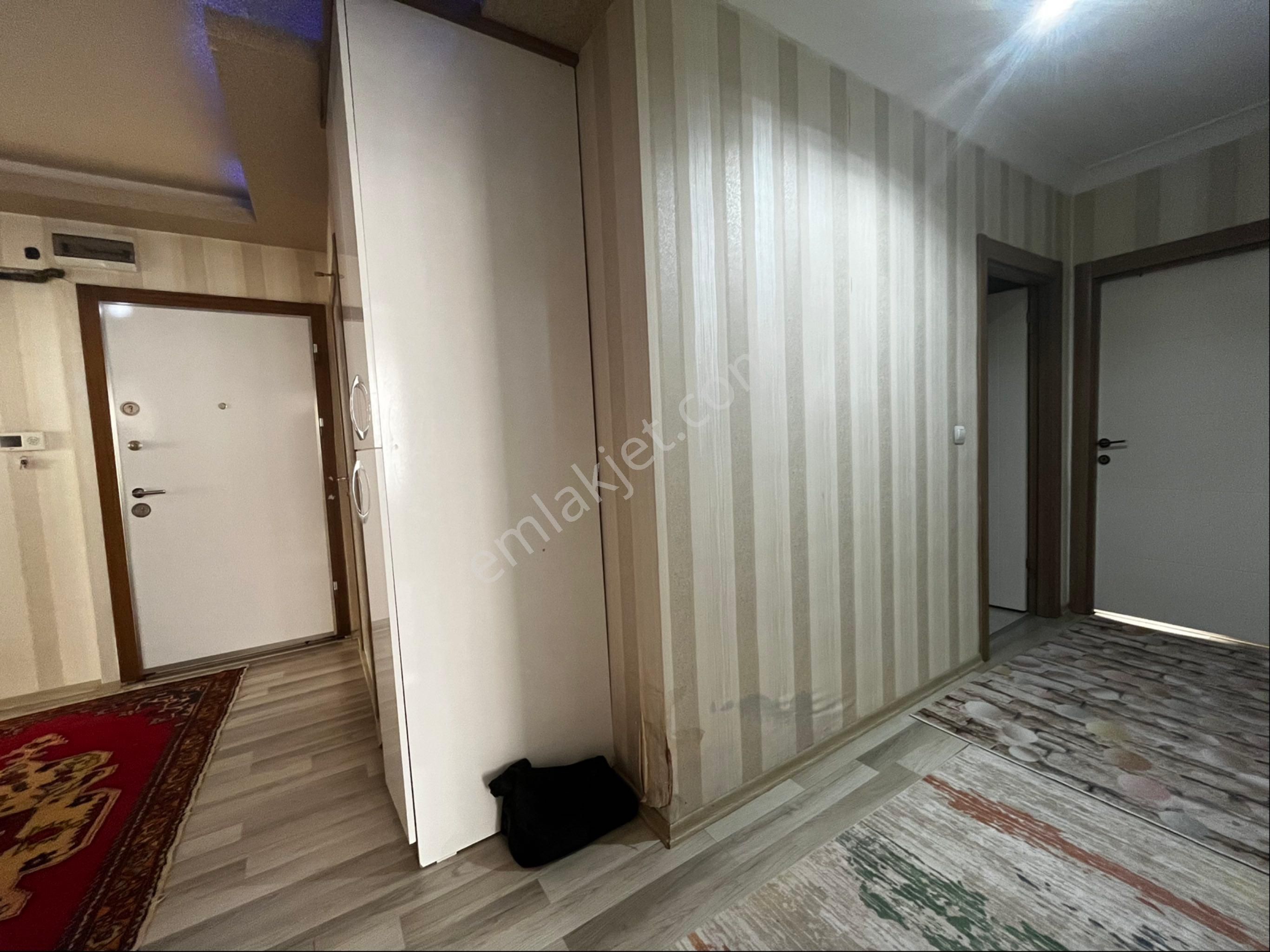 Turyaptan 3+1 Yükseltepede Asansörlü Katta Full Yapılı - Görsel 7