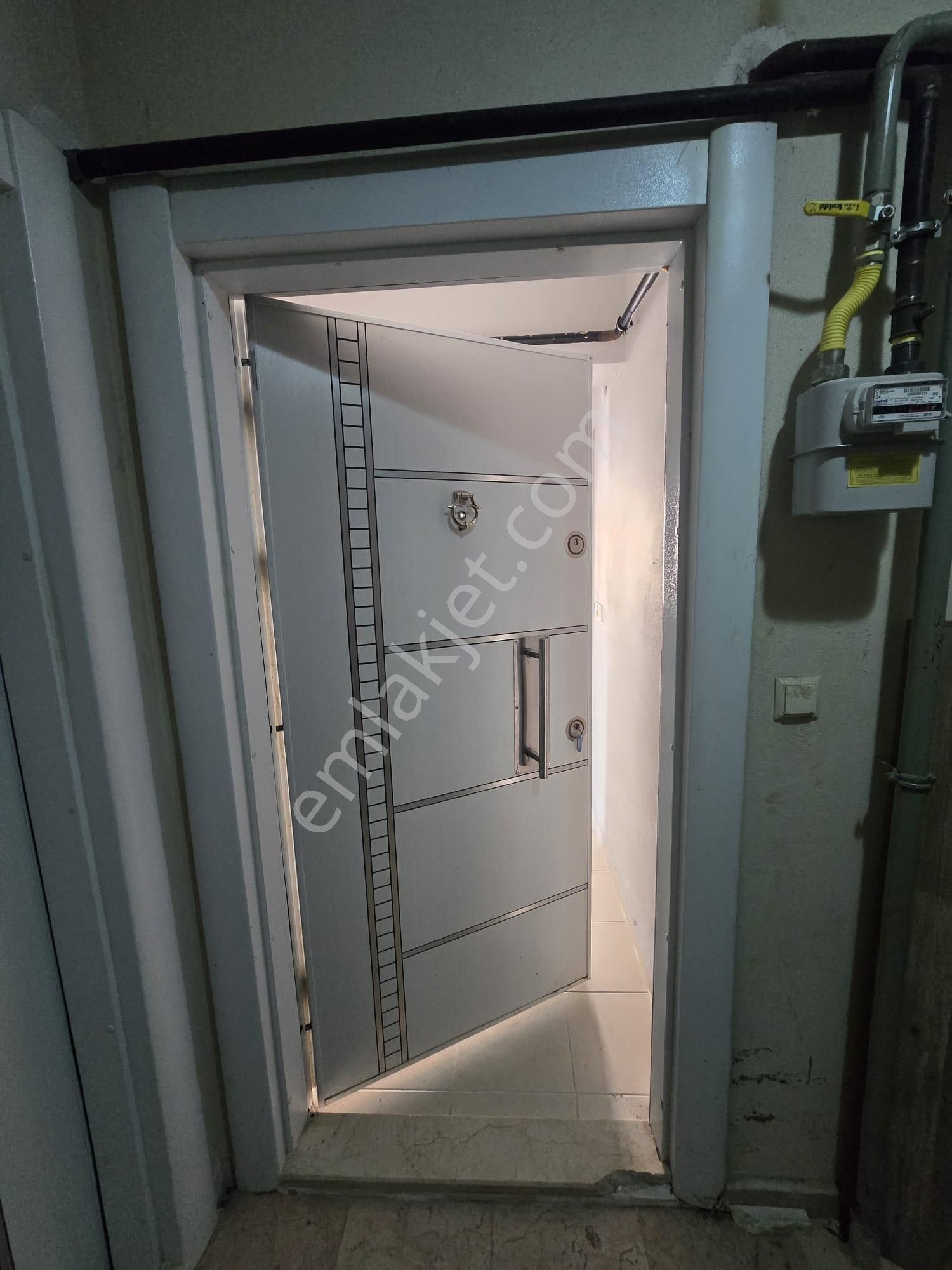 Yılmazdan Karasu Carpediem Otel Karşısı Kombili Katta 2+1 - Görsel 24