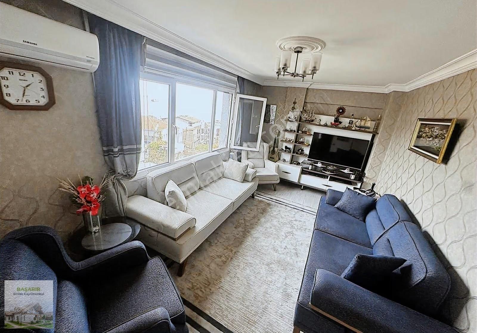 Başarır Emlaktan 95 Kahvesinde İçi Bakımlı Deniz Manzaralı Daire - Görsel 5