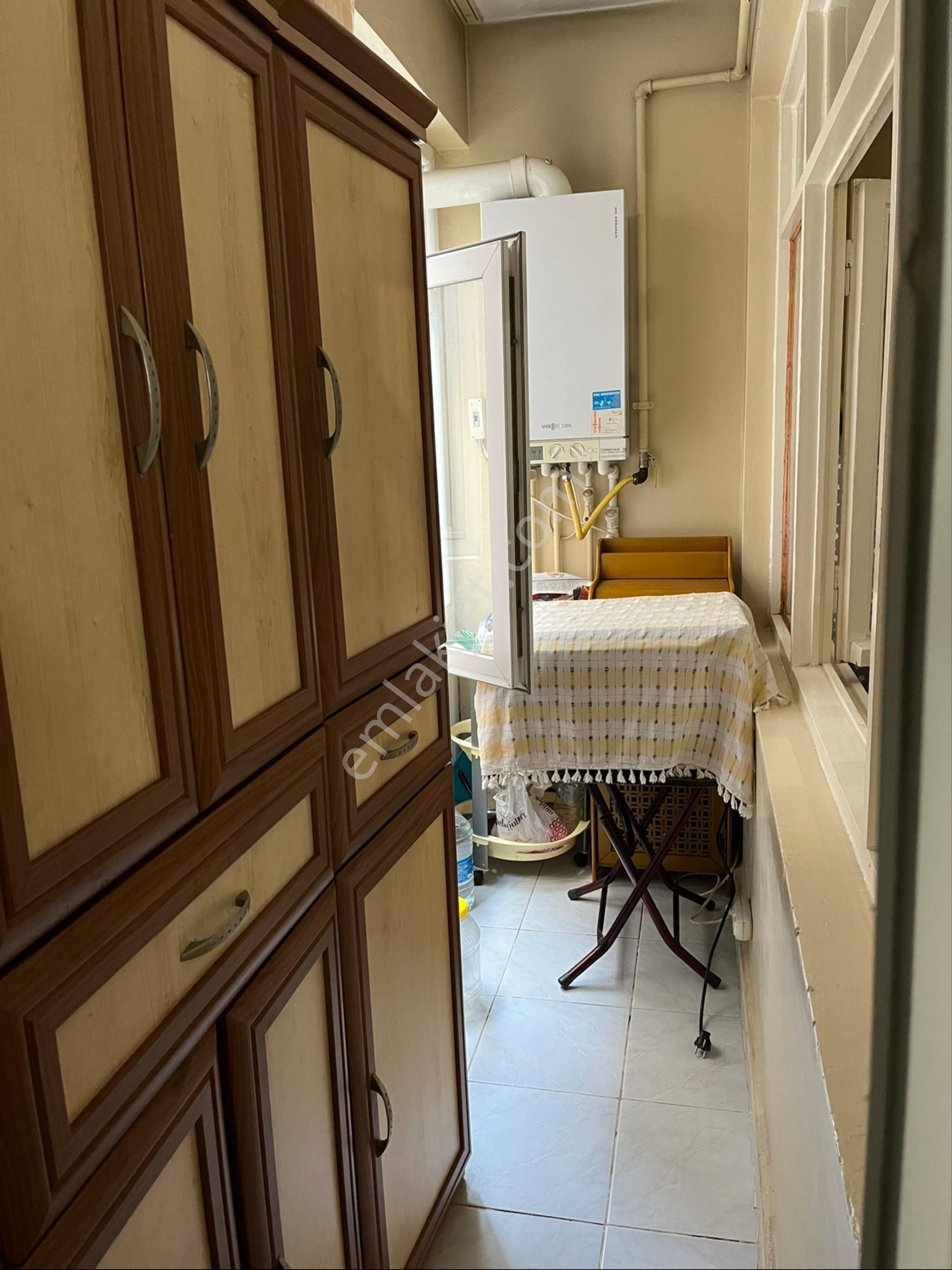 Fatih Ilçesinin Kalbinde, Ulaşımı Kolay 3+1 Geniş Ve Ferah Daire - Görsel 18