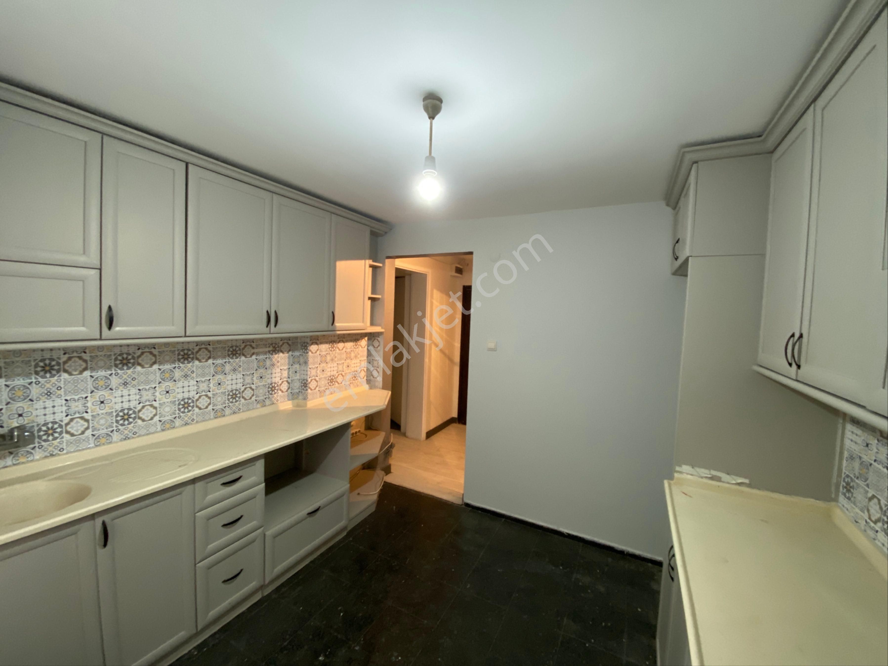 İş Yeri Ve Konuta Uygun 26 Ağustos Kapısında Zemin Kat Bahçe Girişli Tur/max Emlaktan Kiralık - Görsel 7