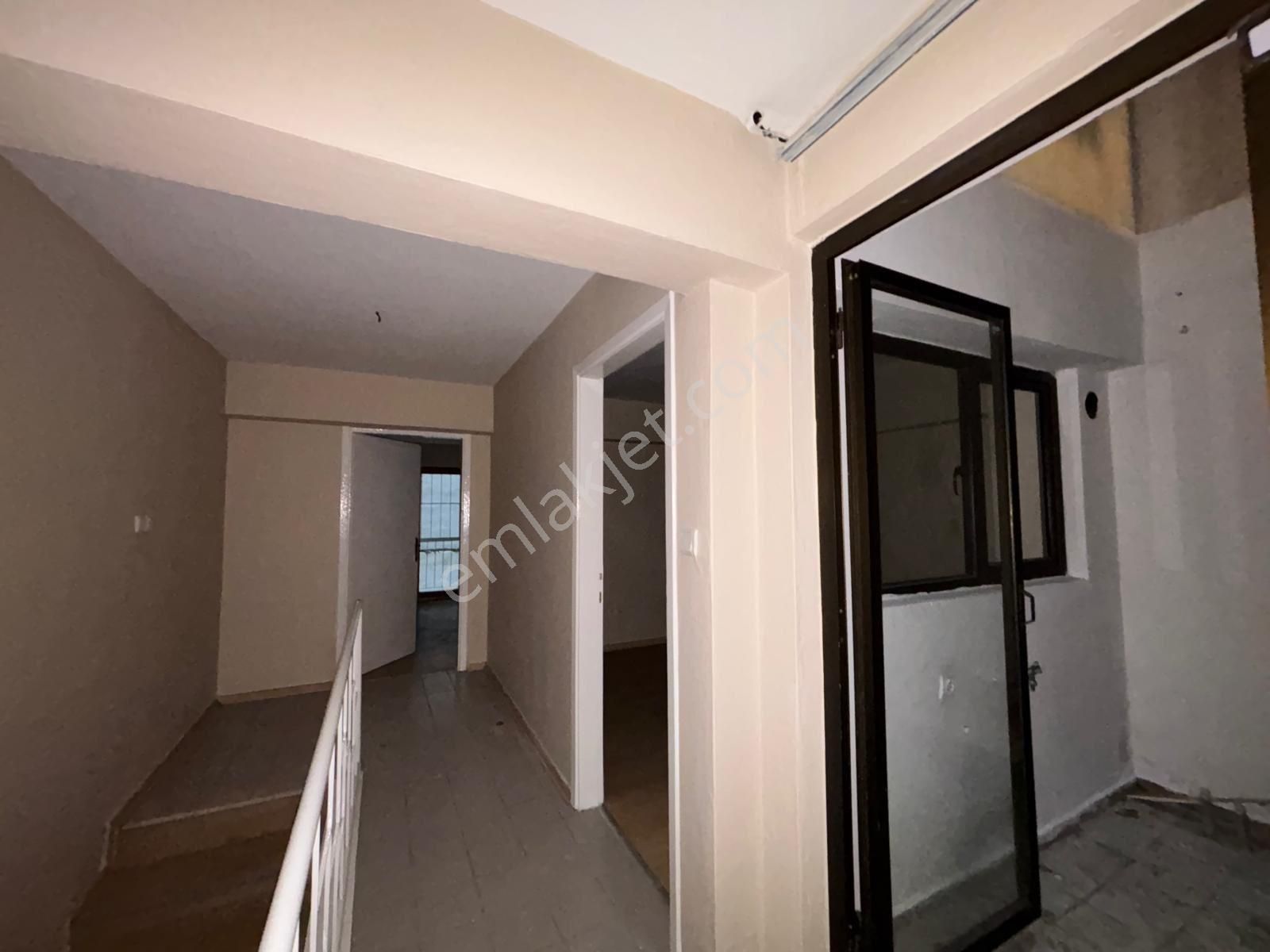 Alsancak Trt Yakını 2+1 Kombili Dublex Kiralık Daire! - Görsel 10