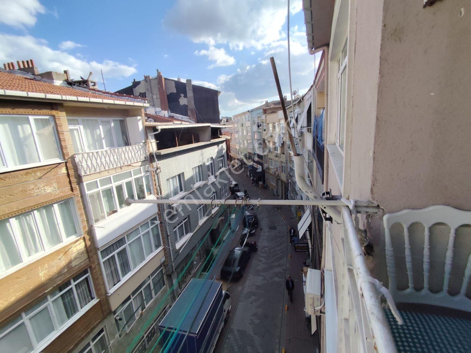 Kocamustafapaşa Vidin Cad 2+1 Ön Cephe 80 Mt - Görsel 15