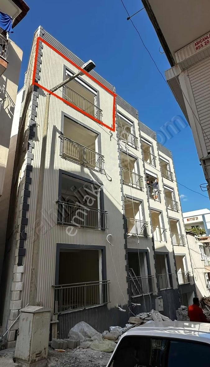 Sağlam Zeminde Marinaya Yürümeye Mesafesinde Uygun 2+1 Daire - Görsel 10