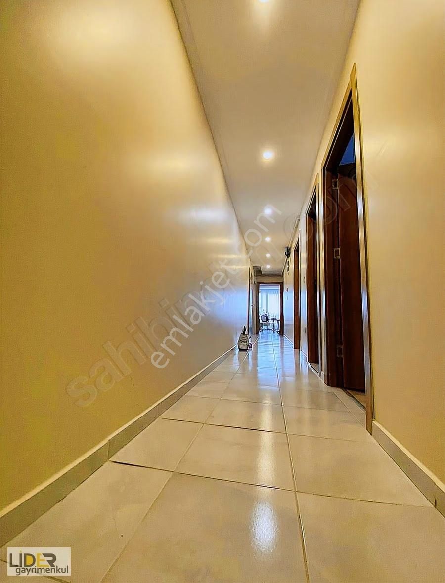 Lider'den Bostancı Sahile Marmaraya Yakın 4.kat Ön Köşe Lüks 3+1 - Görsel 18