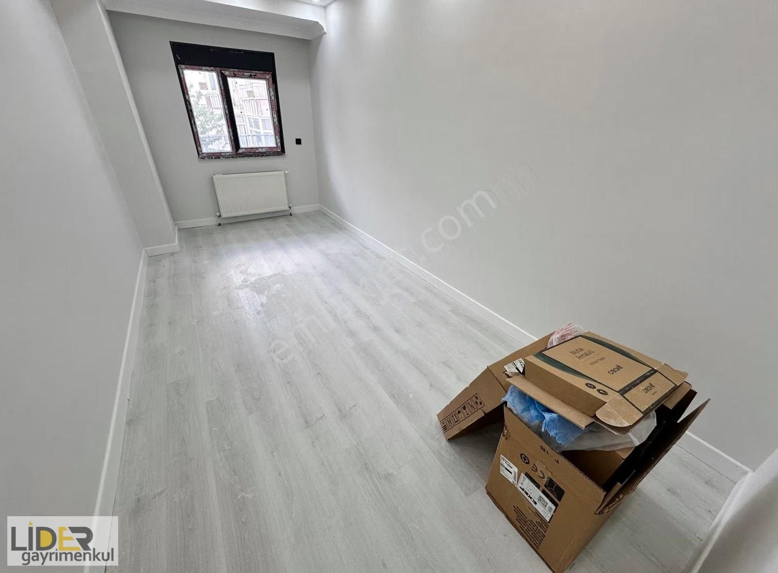 Lider'den Altıntepe Minibüse Yakın Sıfır Arakat Balkonlu 2+1 - Görsel 8