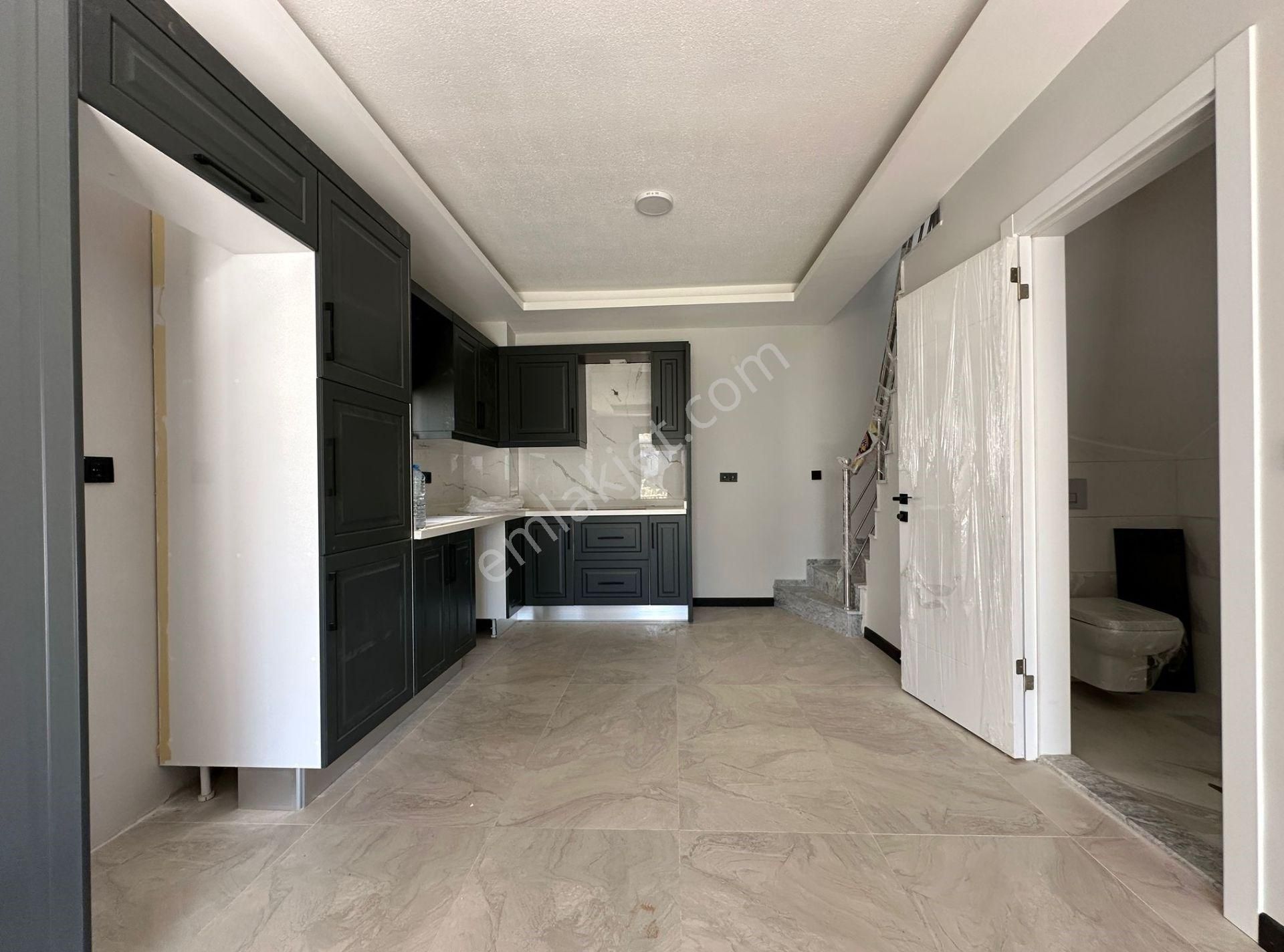 Seferihisar Doğanbeyde 2+1 Satılık Yazlık Villa Denize Yakın 300 Metre - Görsel 15