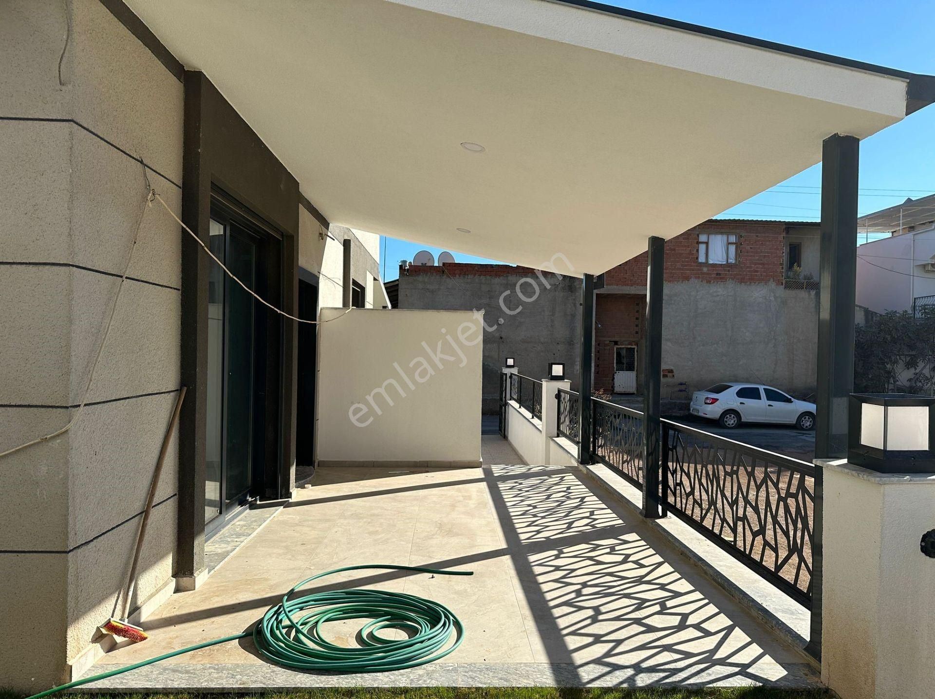 Seferihisar Doğanbeyde 2+1 Satılık Yazlık Villa Denize Yakın 300 Metre - Görsel 9