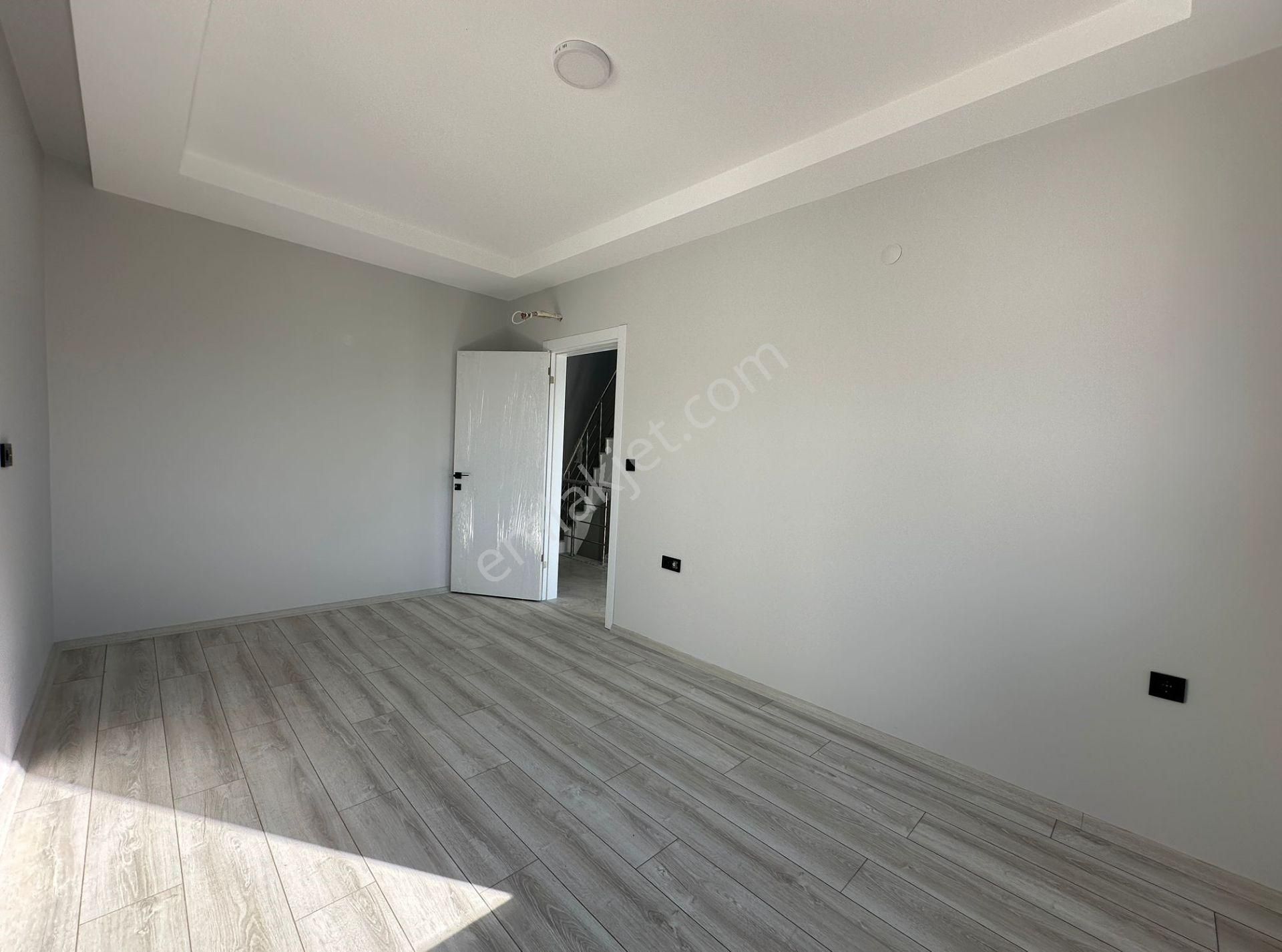 Seferihisar Doğanbeyde 2+1 Satılık Yazlık Villa Denize Yakın 300 Metre - Görsel 24