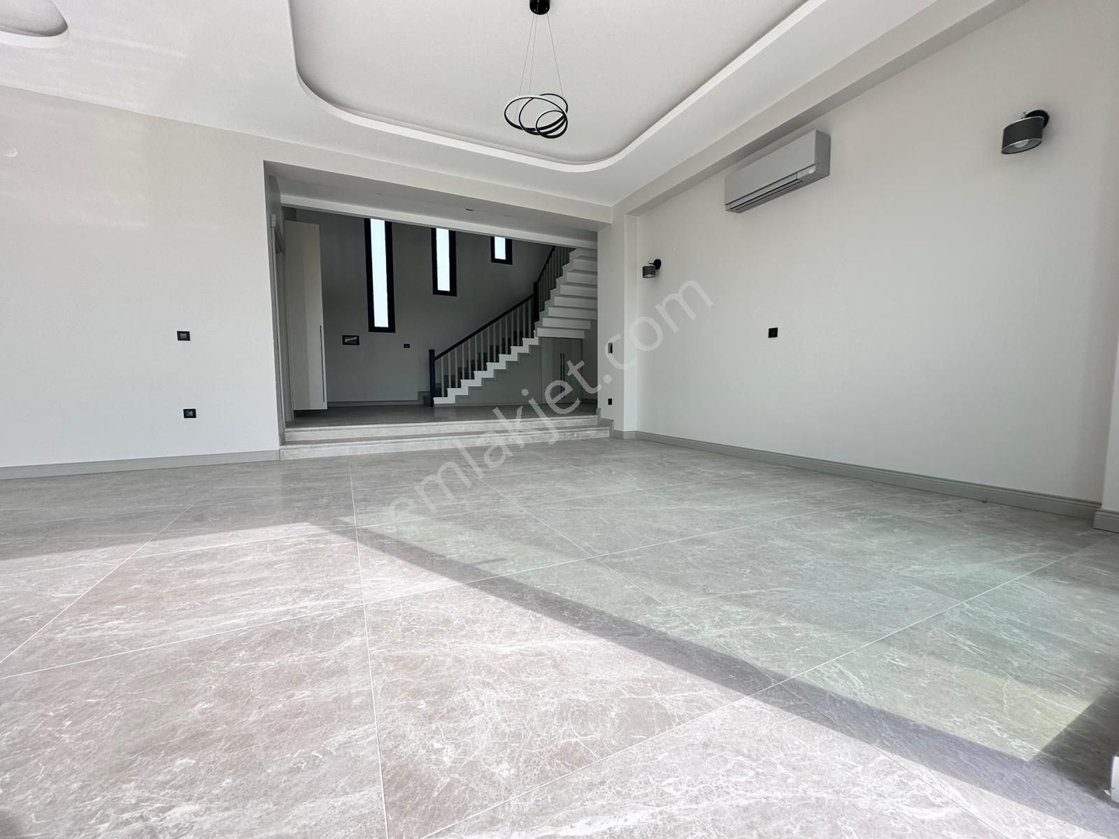 Çorlu Önerlerde Satılık Müstakil Havuzlu 5+1 Sıfır Villa - Görsel 12