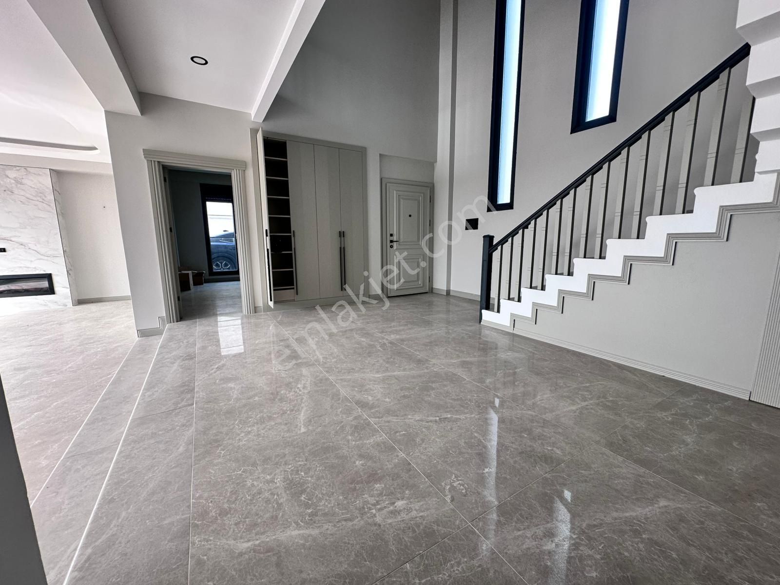 Çorlu Önerlerde Satılık Müstakil Havuzlu 5+1 Sıfır Villa - Görsel 10