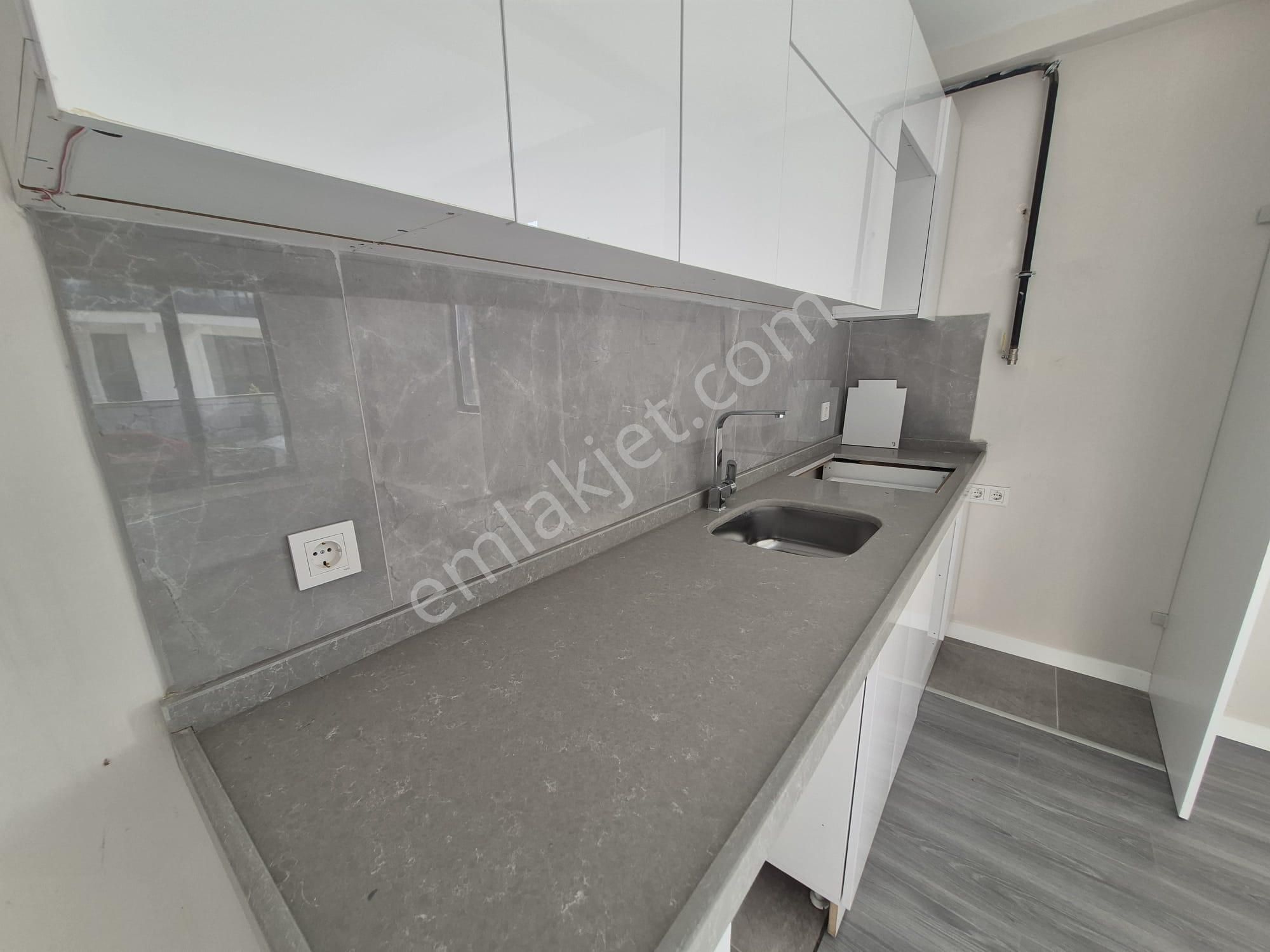 Delux'den Ortacami Mah.'de Amerikan Mutfak Sıfır Lux 2+1 Daire - Görsel 8