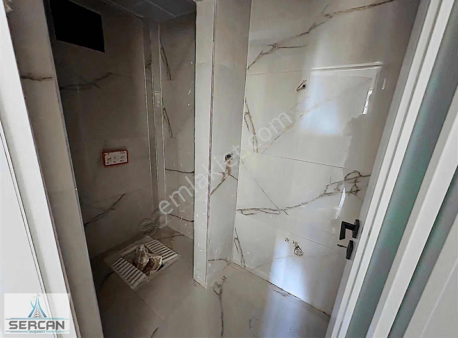 Uluğbey Mahallesi Alpaslan Caddesine Cephe 3+1 Lüx Daireler - Görsel 3