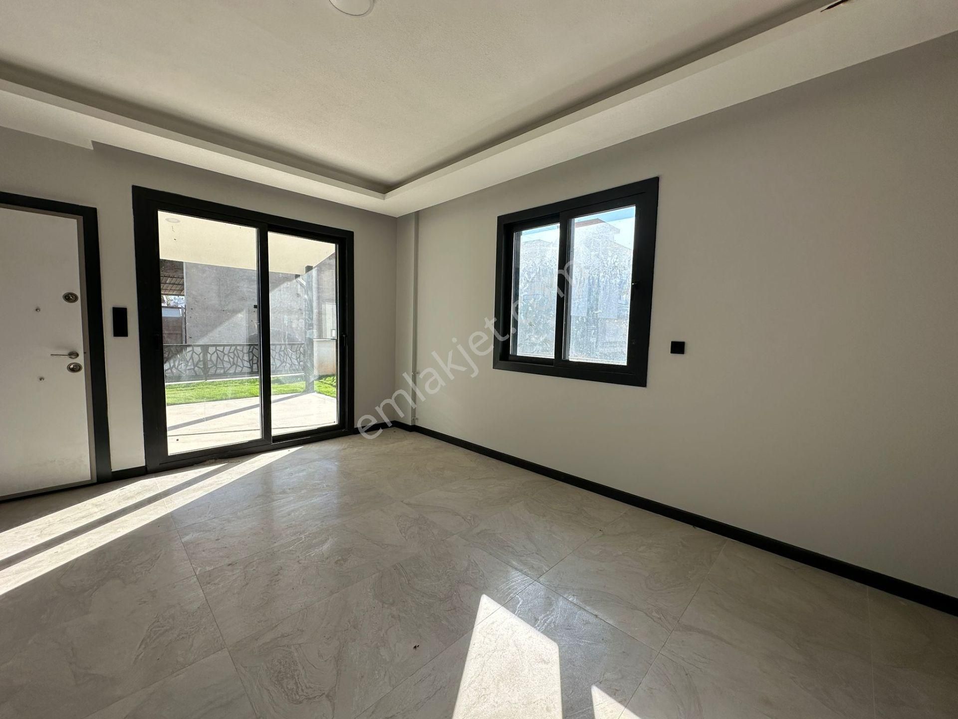 İzmir Seferihisar Doğanbeyde 2+1 Satılık Yazlık Villa Sahile 300 Metre Mesafede - Görsel 12