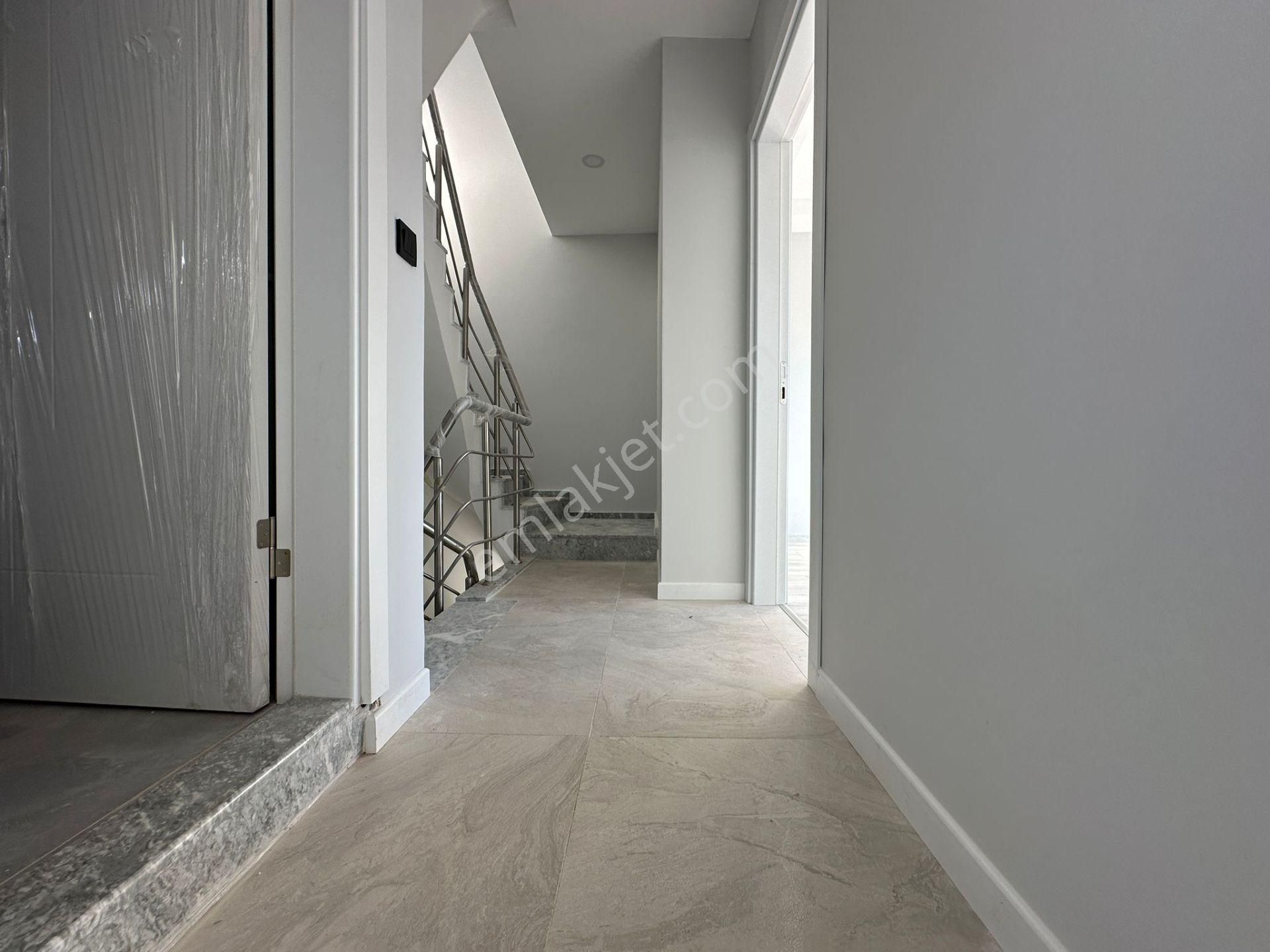 İzmir Seferihisar Doğanbeyde 2+1 Satılık Yazlık Villa Sahile 300 Metre Mesafede - Görsel 20