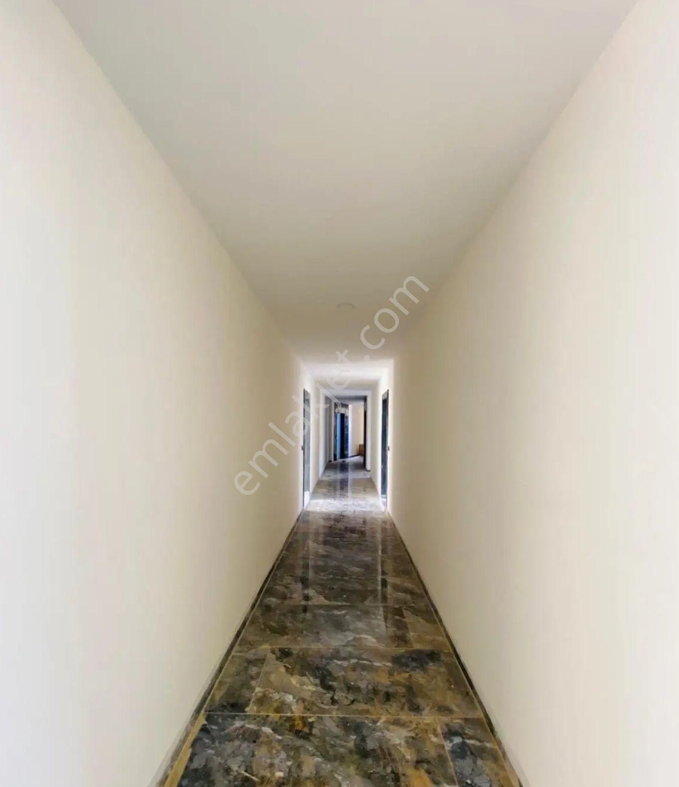 Kuşadası İkicesmelik Mahallesinde 1+1 2+1 Sıfır Havuzlu Otoparklı Güvenlikli Sitede - Görsel 22