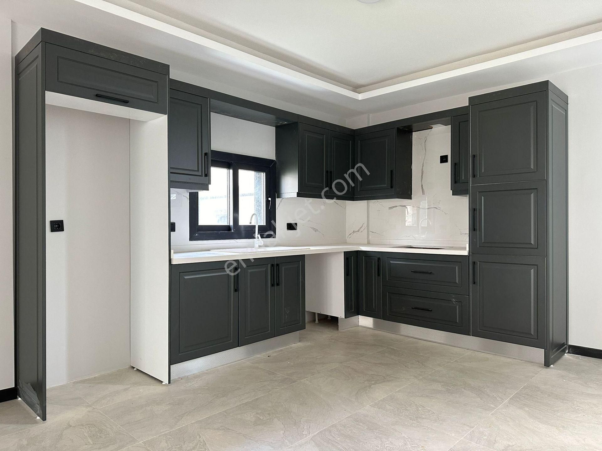 Seferihisarın Doğanbeyde Denize Plaja 300 Metre Mesafede 3+1 Yazlık Villa / Yetkili Portföy - Görsel 10