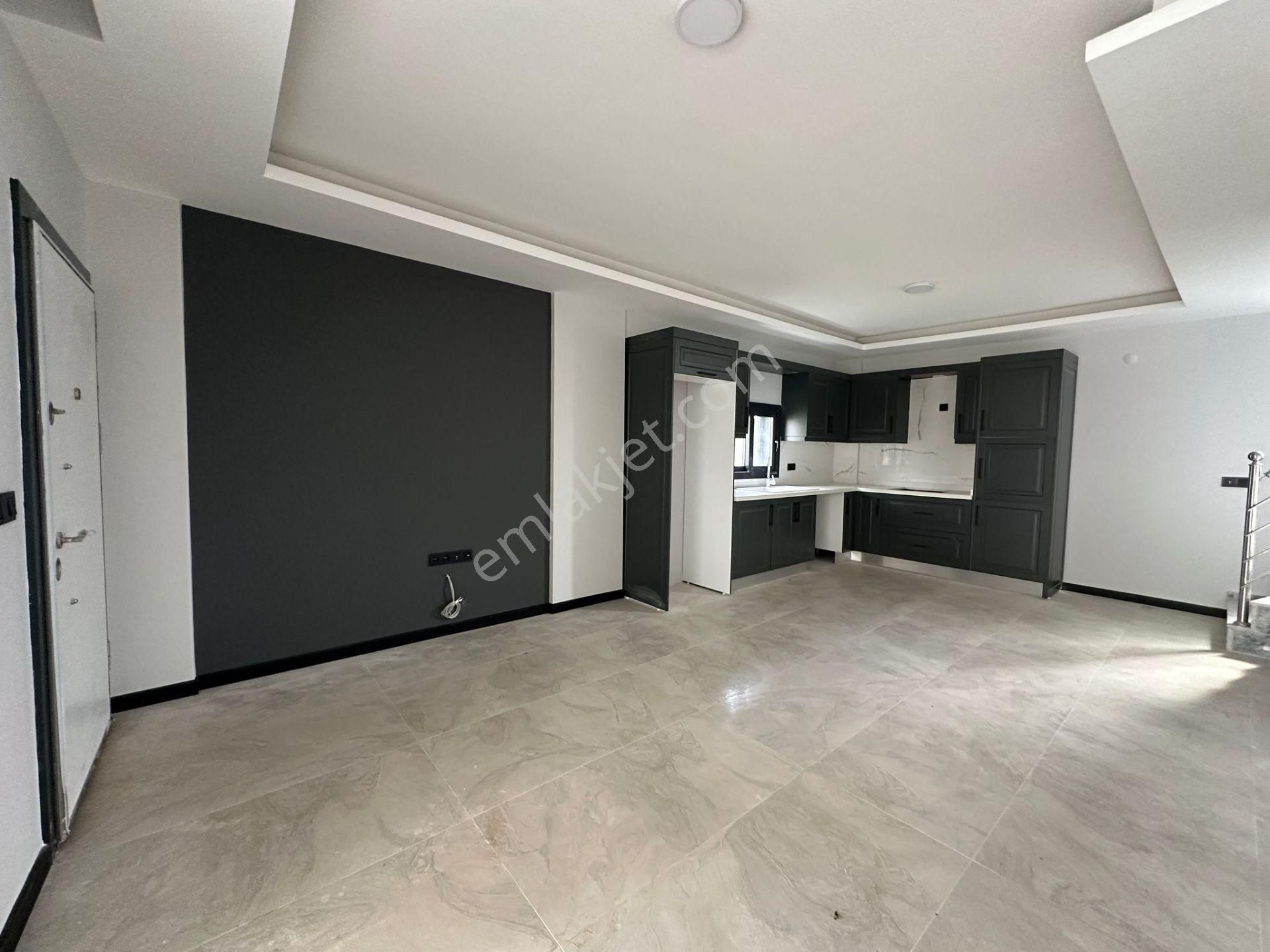 Seferihisarın Doğanbeyde Denize Plaja 300 Metre Mesafede 3+1 Yazlık Villa / Yetkili Portföy - Görsel 14