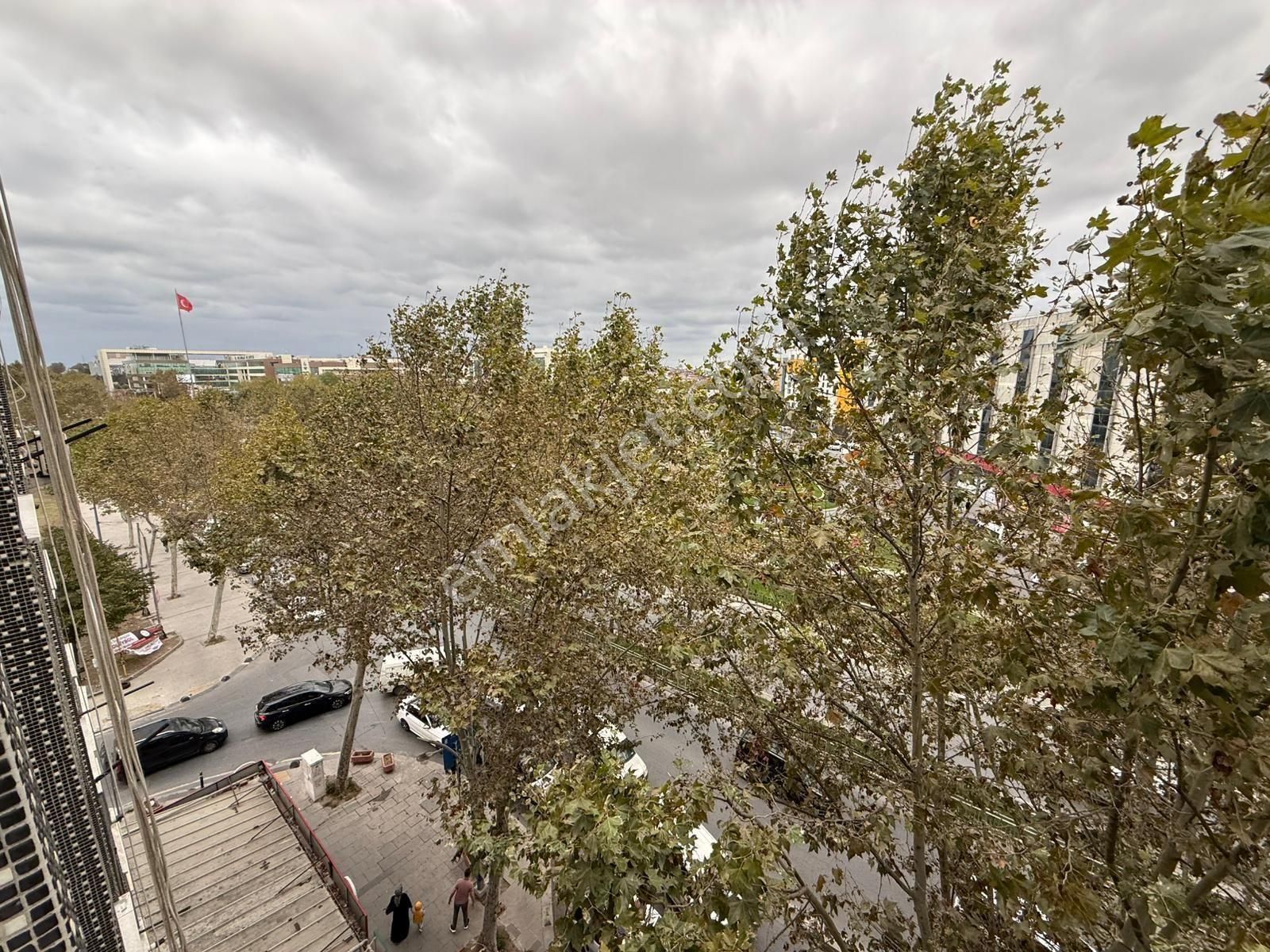 Pusula İnş.tan Cebeci Mah Cadde Uzerinde 105m2 5kat Daire - Görsel 3