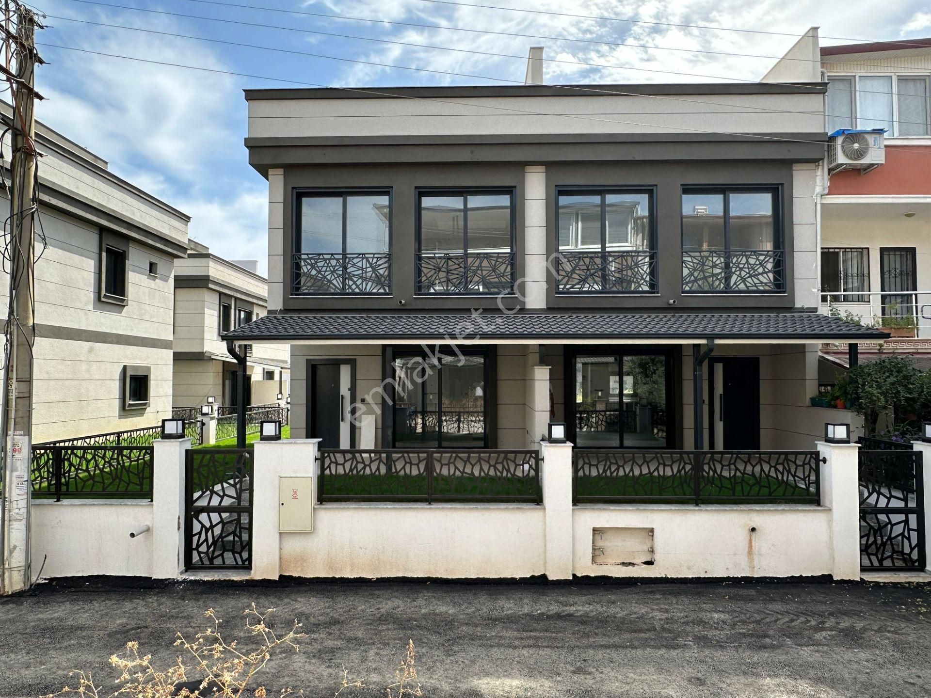 Seferihisar Doğanbeyde Satılık 3+1 Villa Denize 300 Metre Merkezi Çok İyi Lokasyonda - Görsel 2