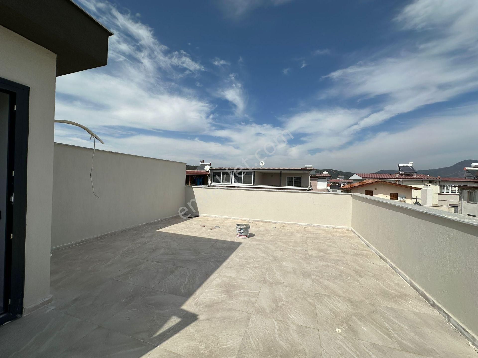 Seferihisar Doğanbeyde Satılık 3+1 Villa Denize 300 Metre Merkezi Çok İyi Lokasyonda - Görsel 23